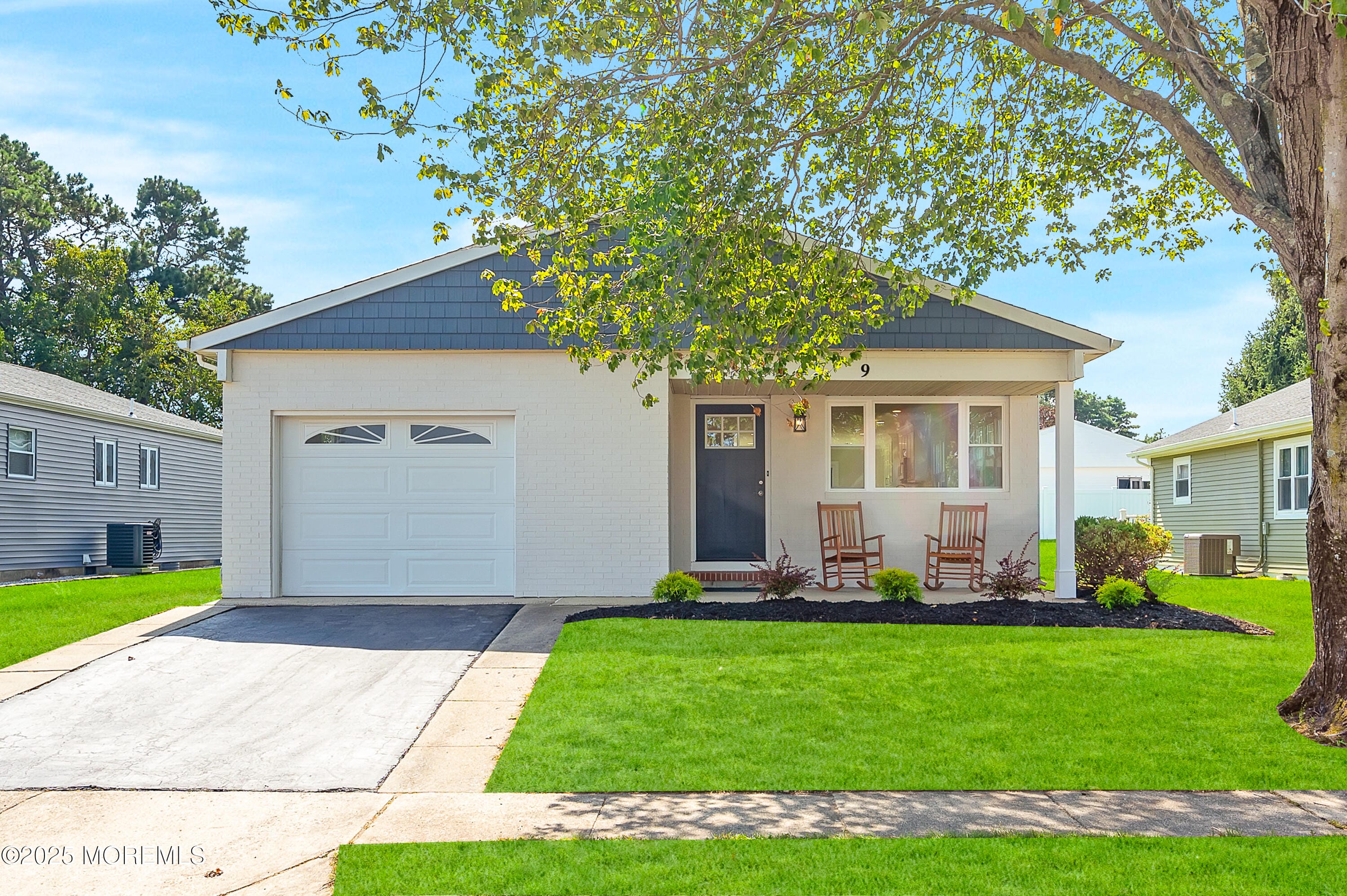 9 Banning Court, Toms River, NJ, 08757