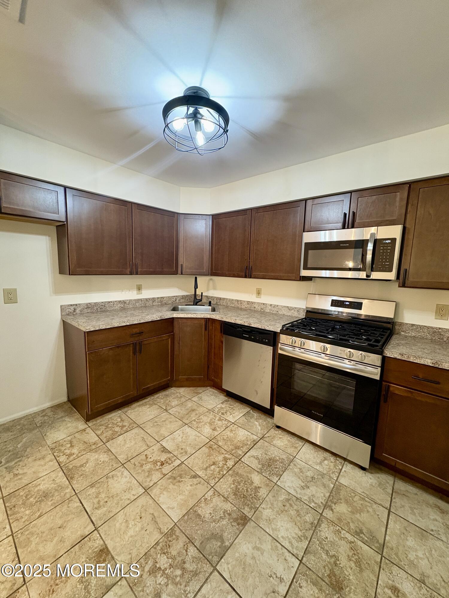 6 Claridge Court 4, Freehold, NJ, 07728 image 9