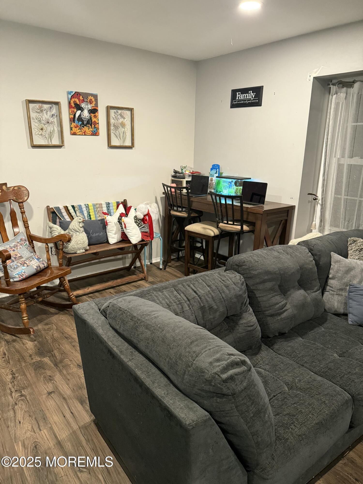9 Cove Court Image 5