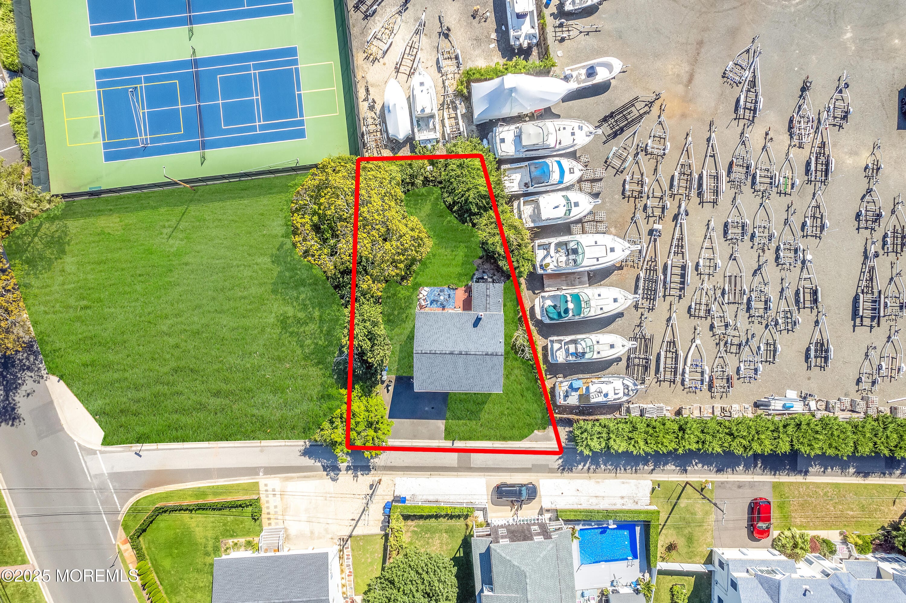 704 Mount Place Image 4