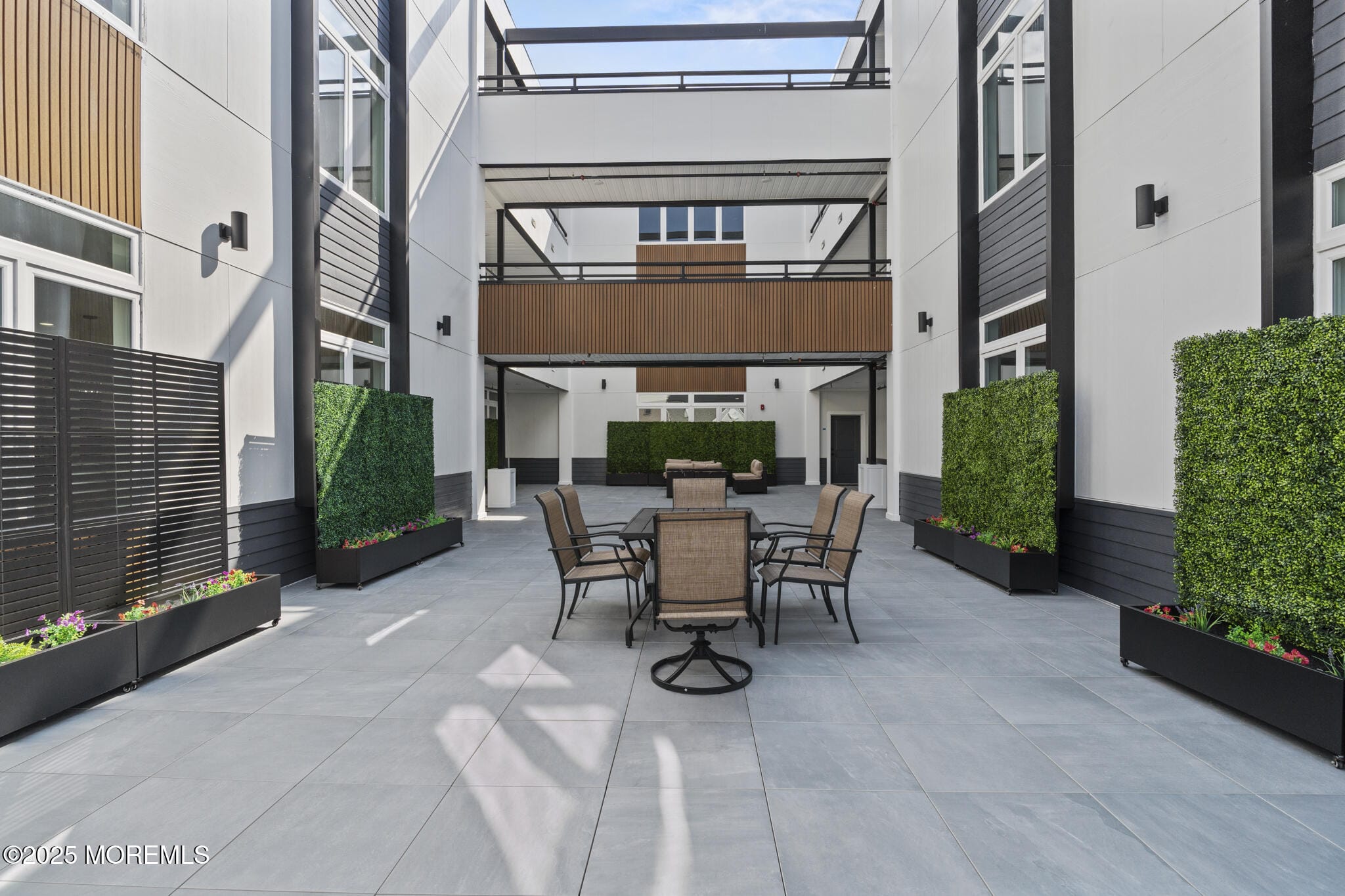 1010 Boulevard 1 C Image 4