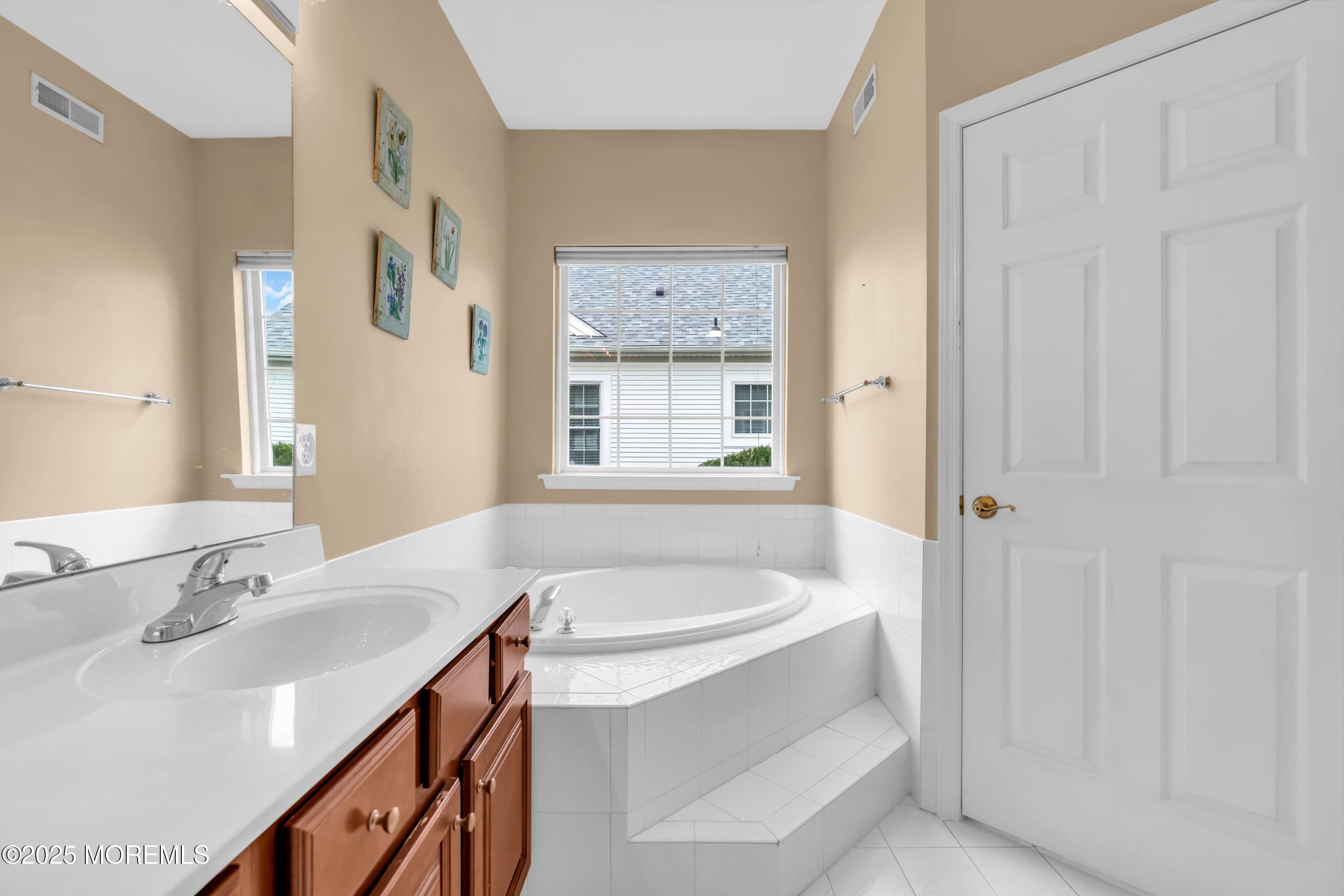 4 Bomar Court, Manchester, NJ, 08759 image 58