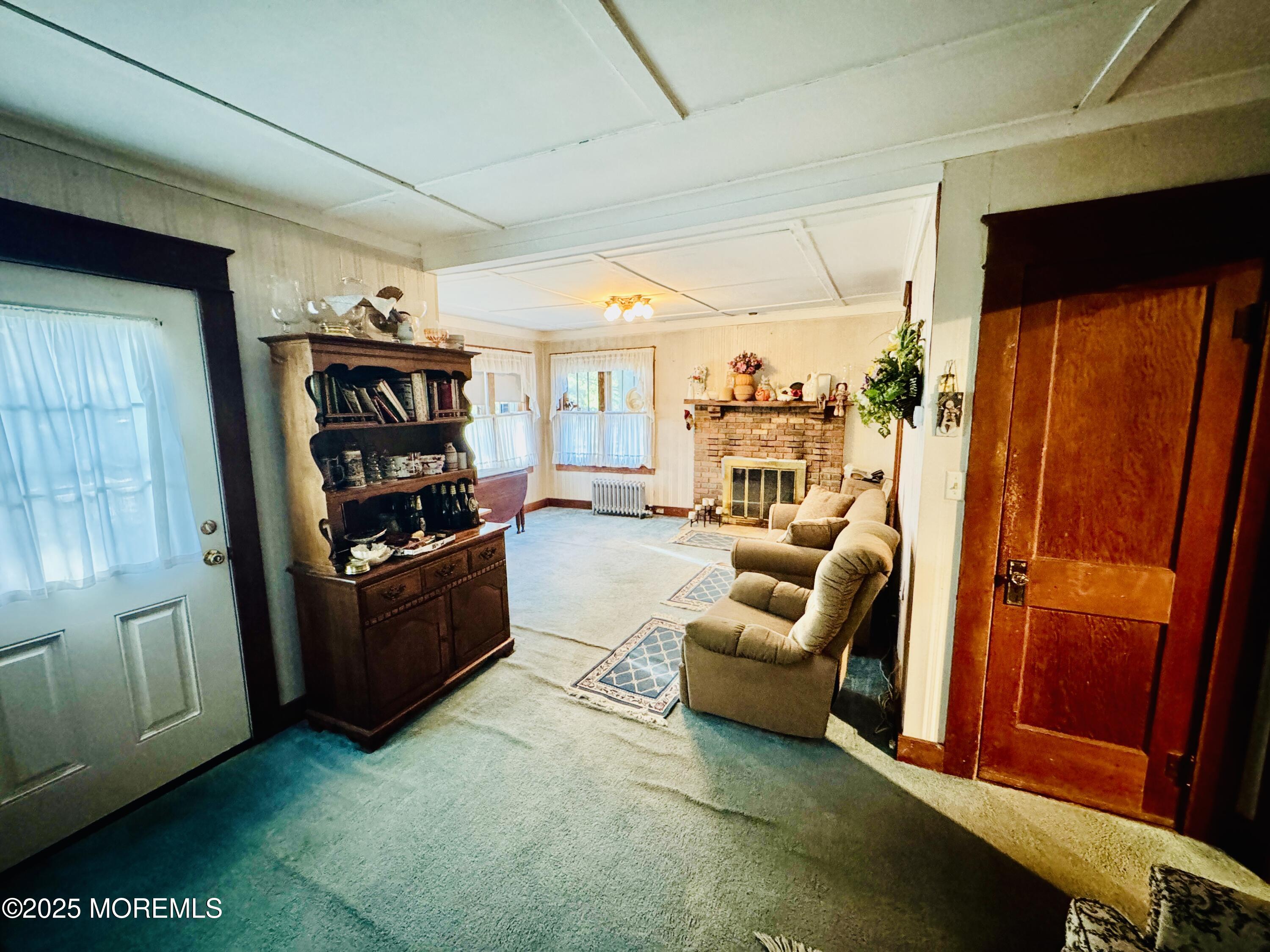 672 N Beers Street Image 3
