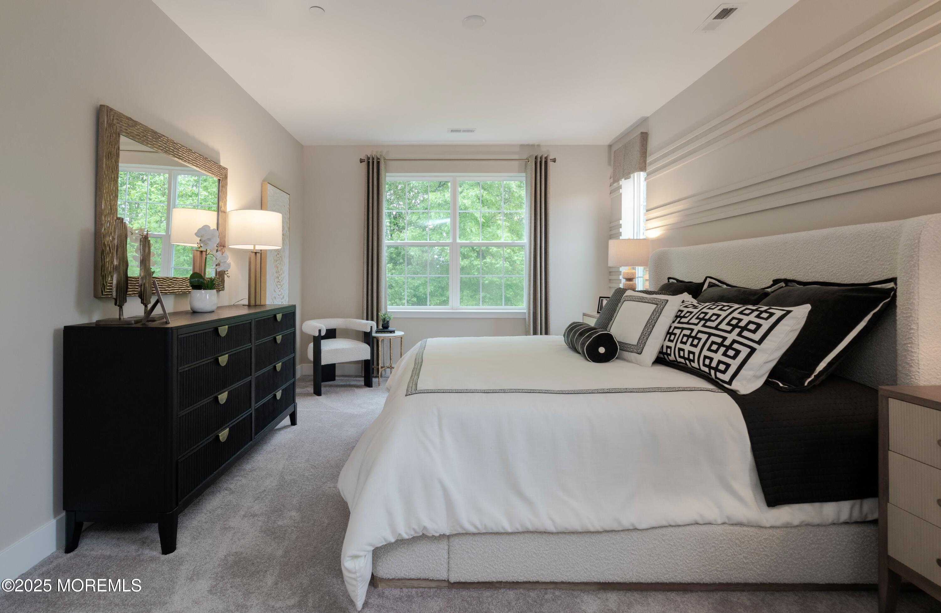 28211 Radford Court Image 4
