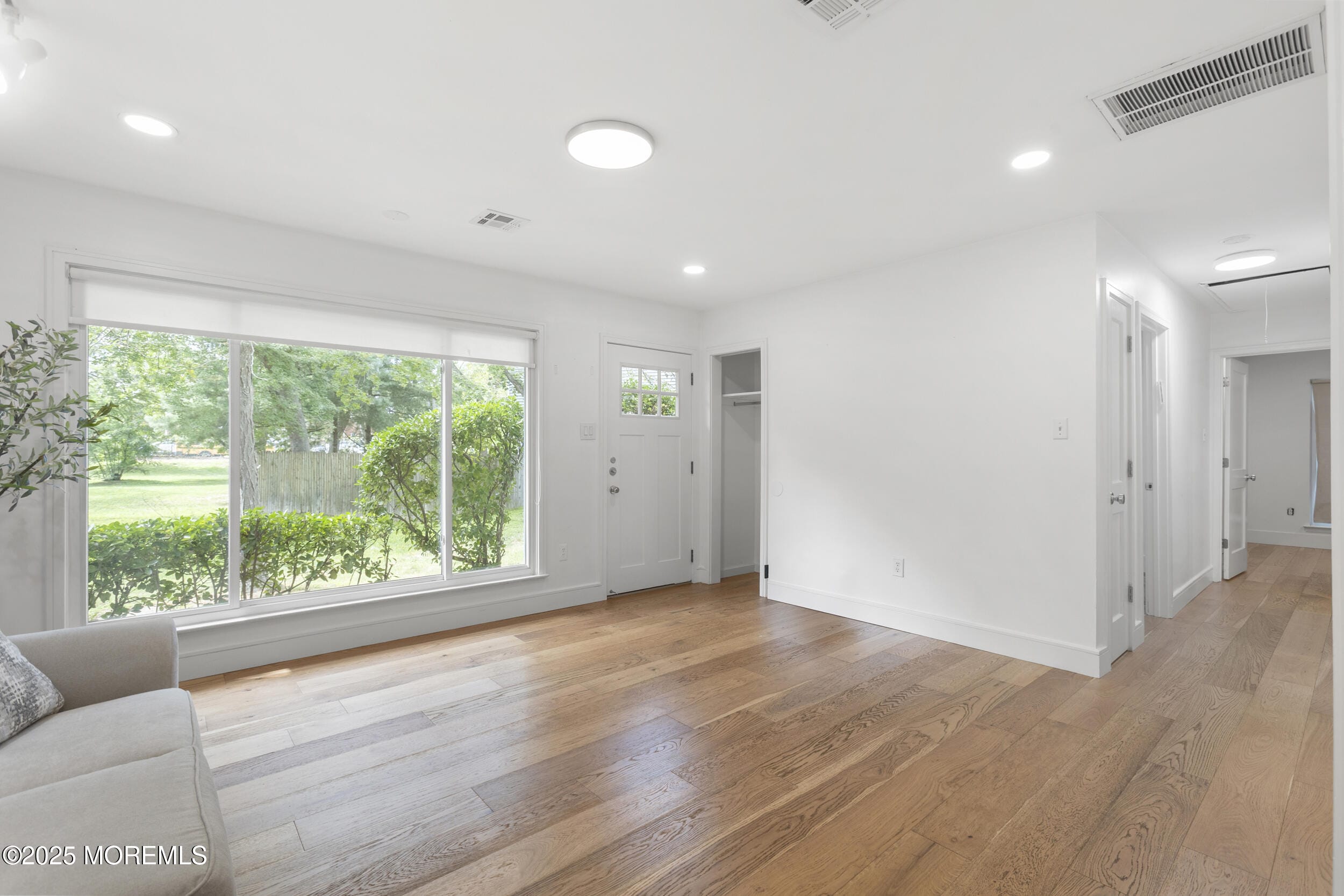 180 Tudor Court Image 5