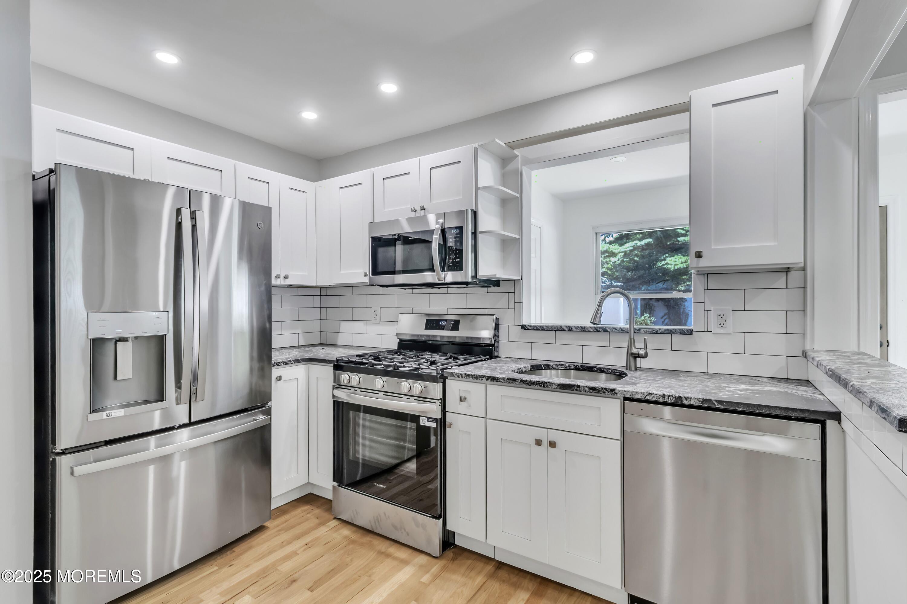 60 Berkshire Court, Toms River, NJ, 08753 image 6