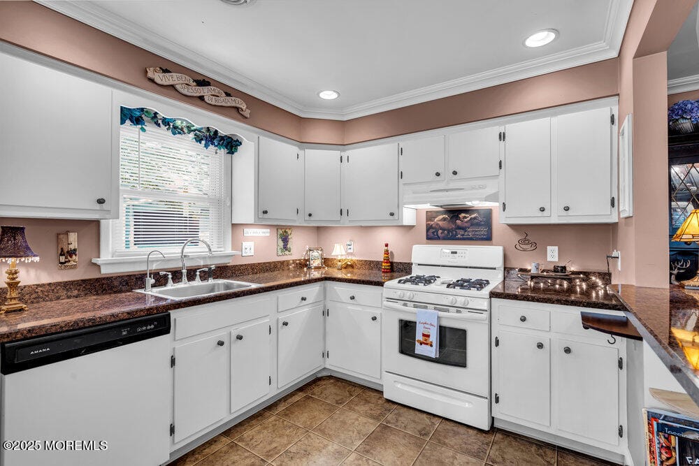 34 Cambridge Court, Toms River, NJ, 08757 image 9