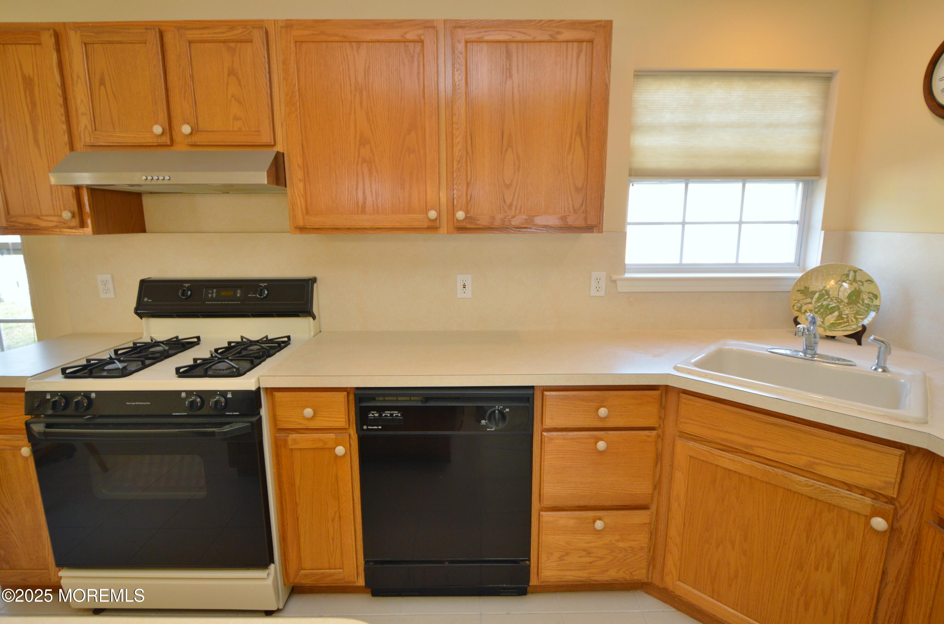 2602 Meadow Lake Drive, Toms River, NJ, 08755 image 15