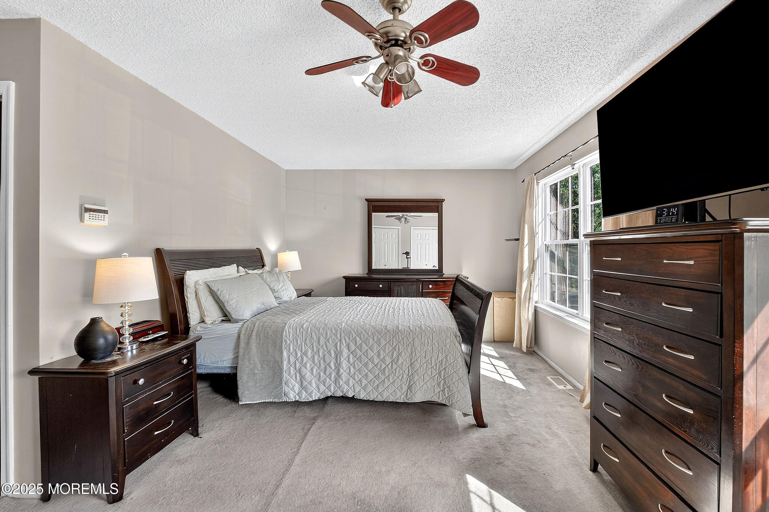 78 Albury Way, North Brunswick, NJ, 08902 image 25