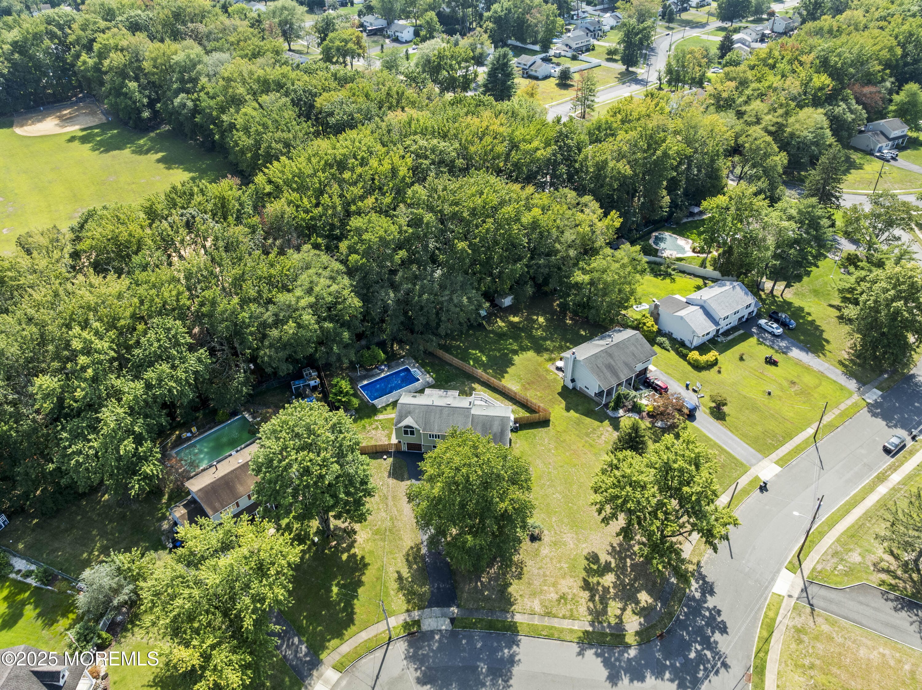 8 Chesapeake Road Image 3