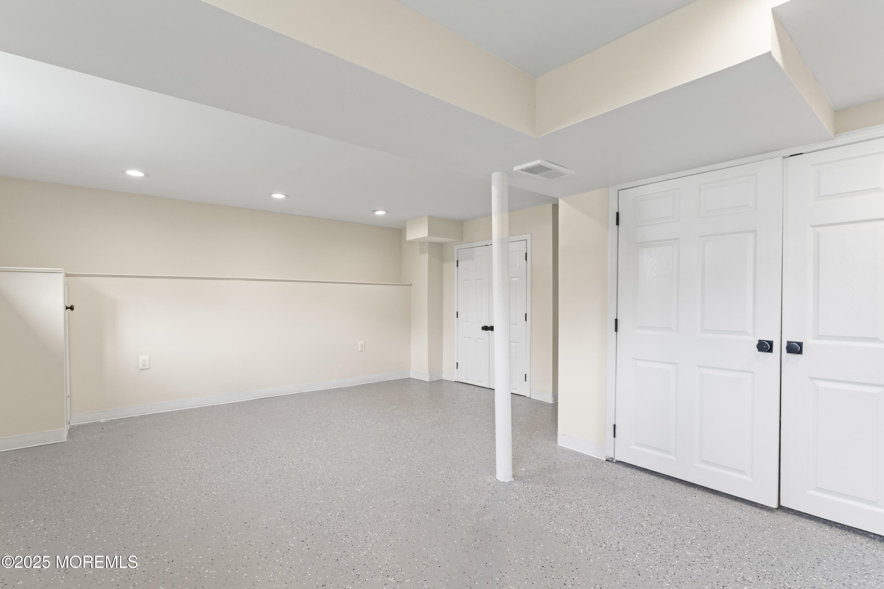 8 Chesapeake Road, Manalapan, NJ, 07726 image 32