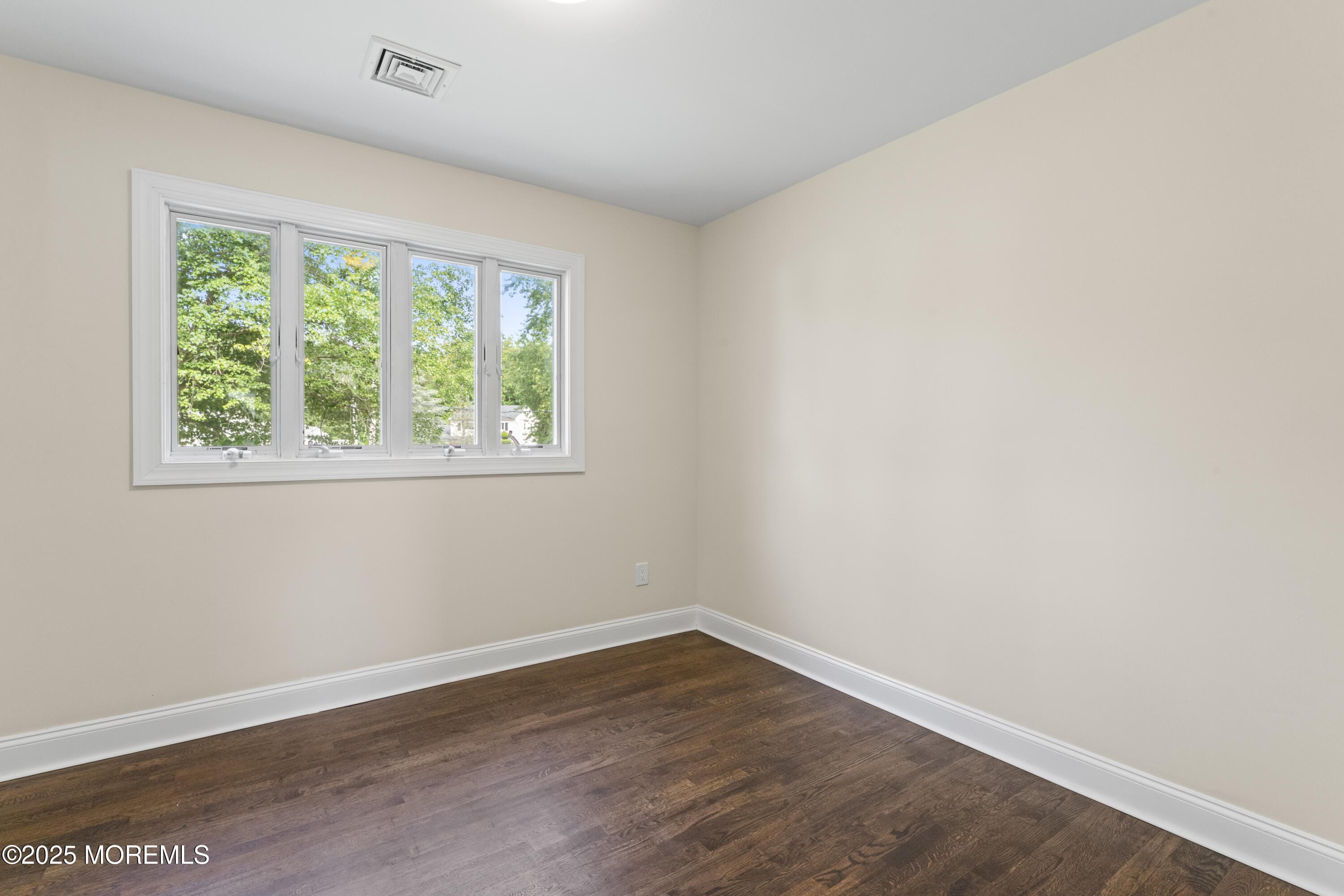 8 Chesapeake Road, Manalapan, NJ, 07726 image 16