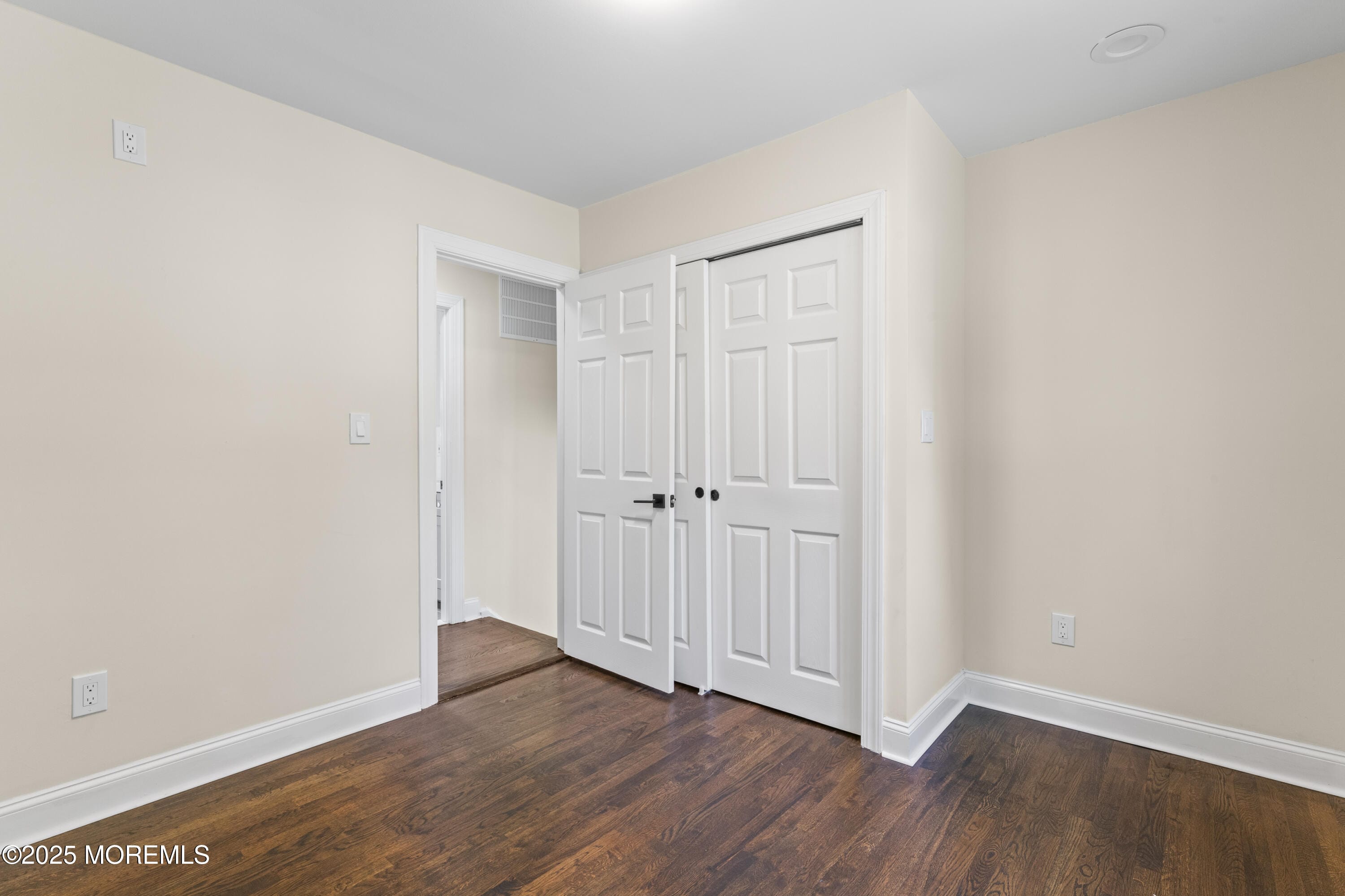 8 Chesapeake Road, Manalapan, NJ, 07726 image 19