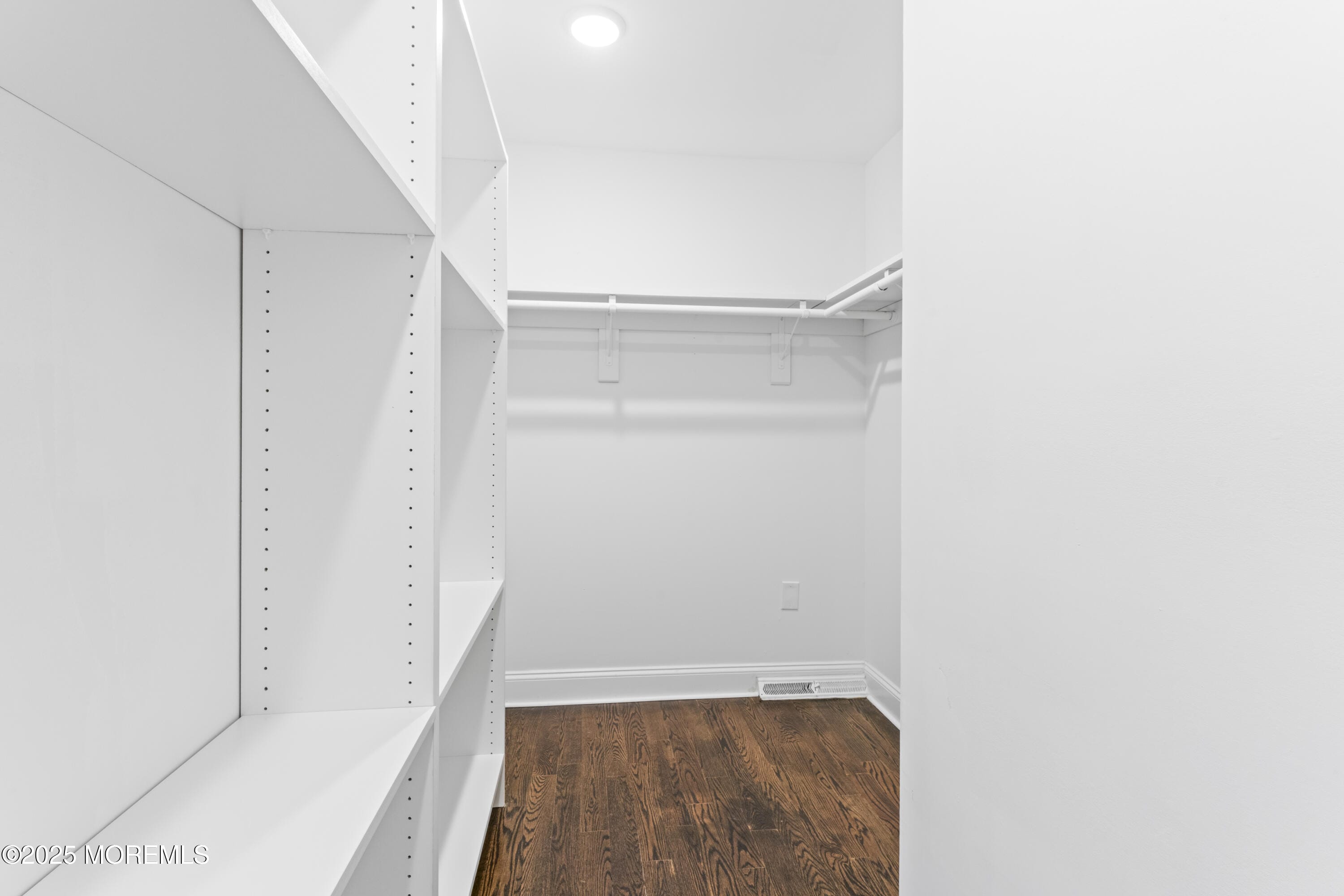 8 Chesapeake Road, Manalapan, NJ, 07726 image 28