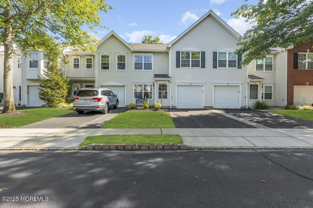 47 Picket Place Image 2