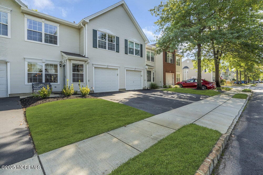 47 Picket Place Image 3