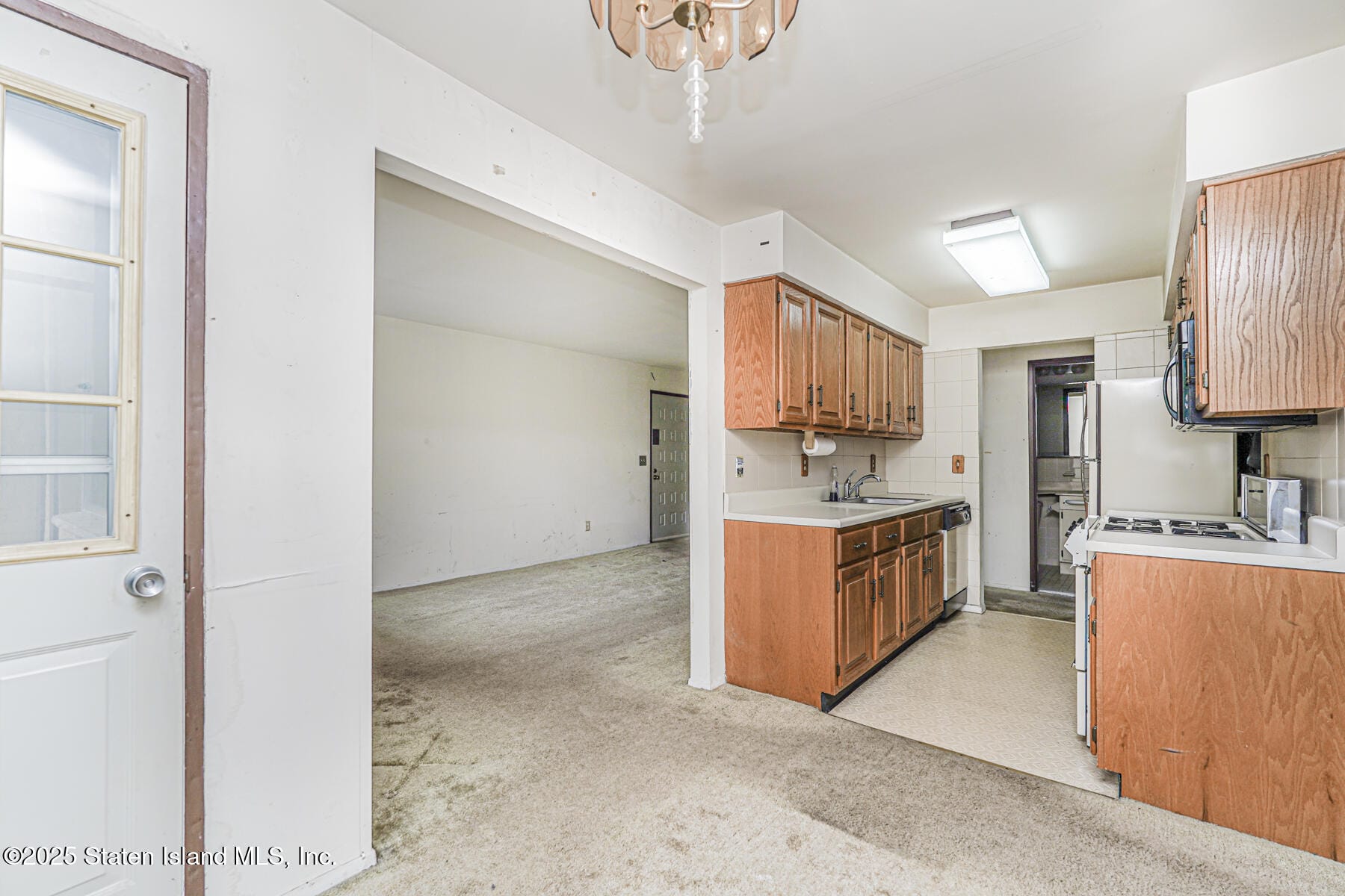 30 Donna Court 6, Staten Island, NY, 10314 image 9