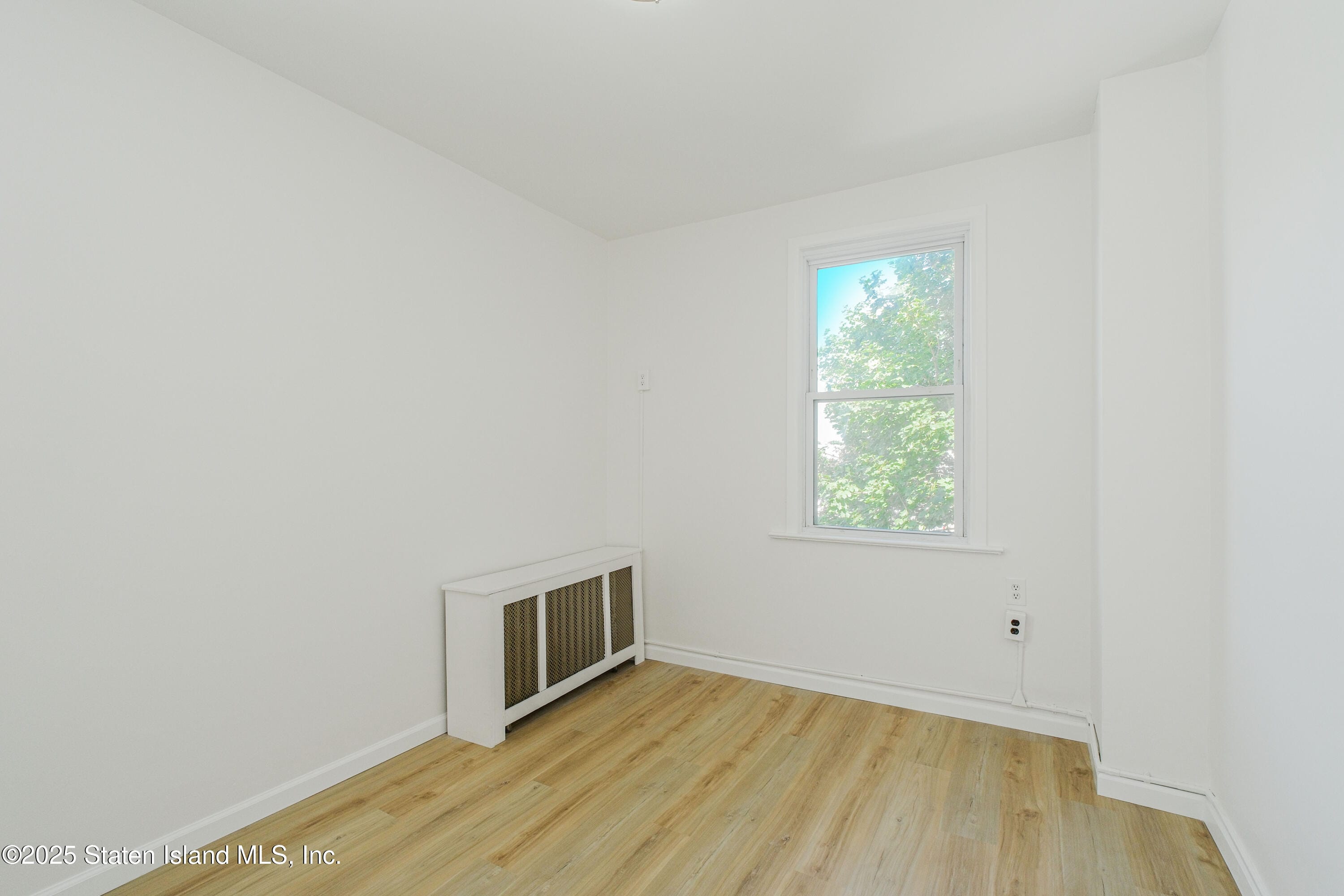 435 Castleton Avenue, Staten Island, NY, 10301 image 12