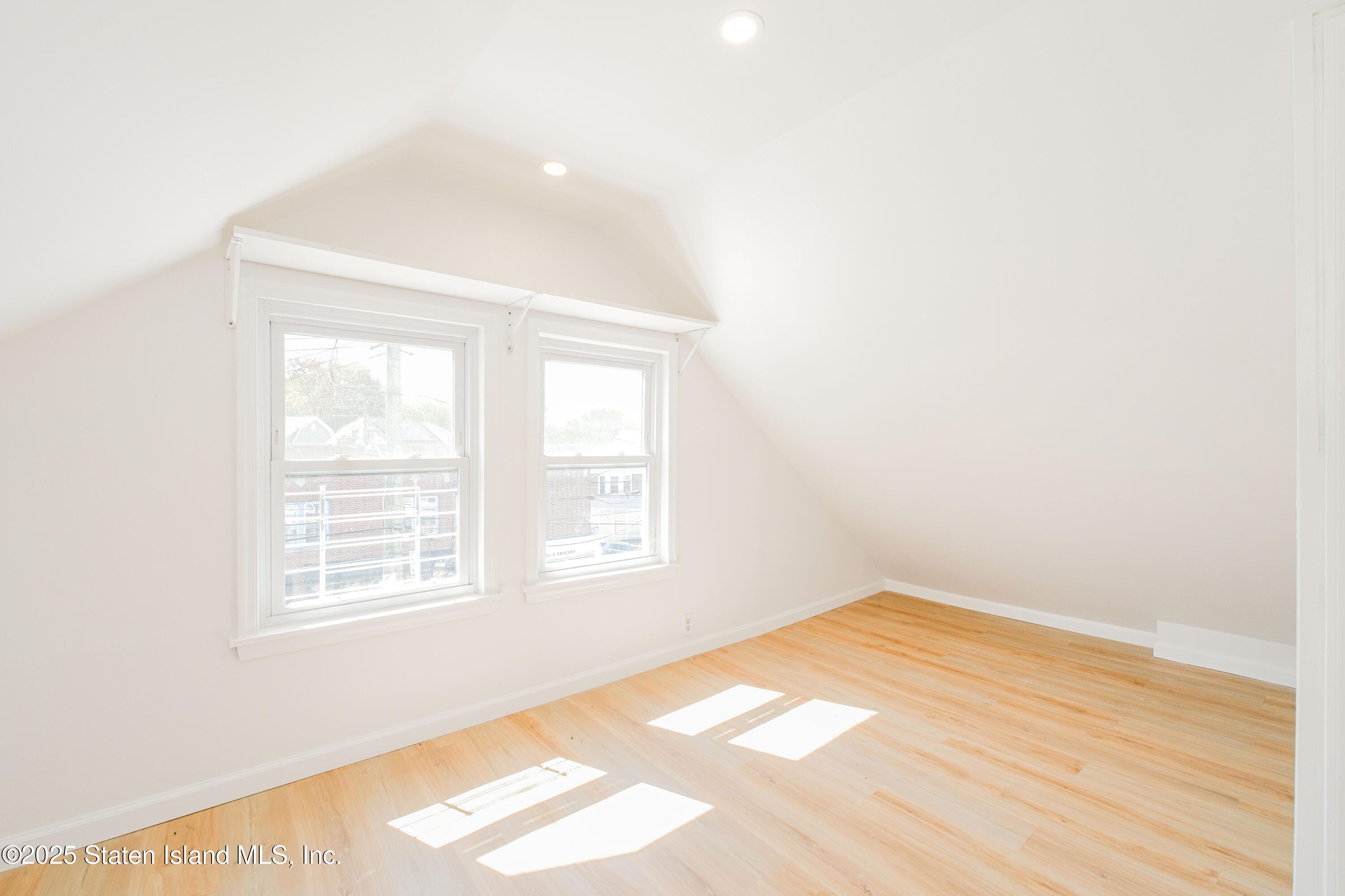 435 Castleton Avenue, Staten Island, NY, 10301 image 27