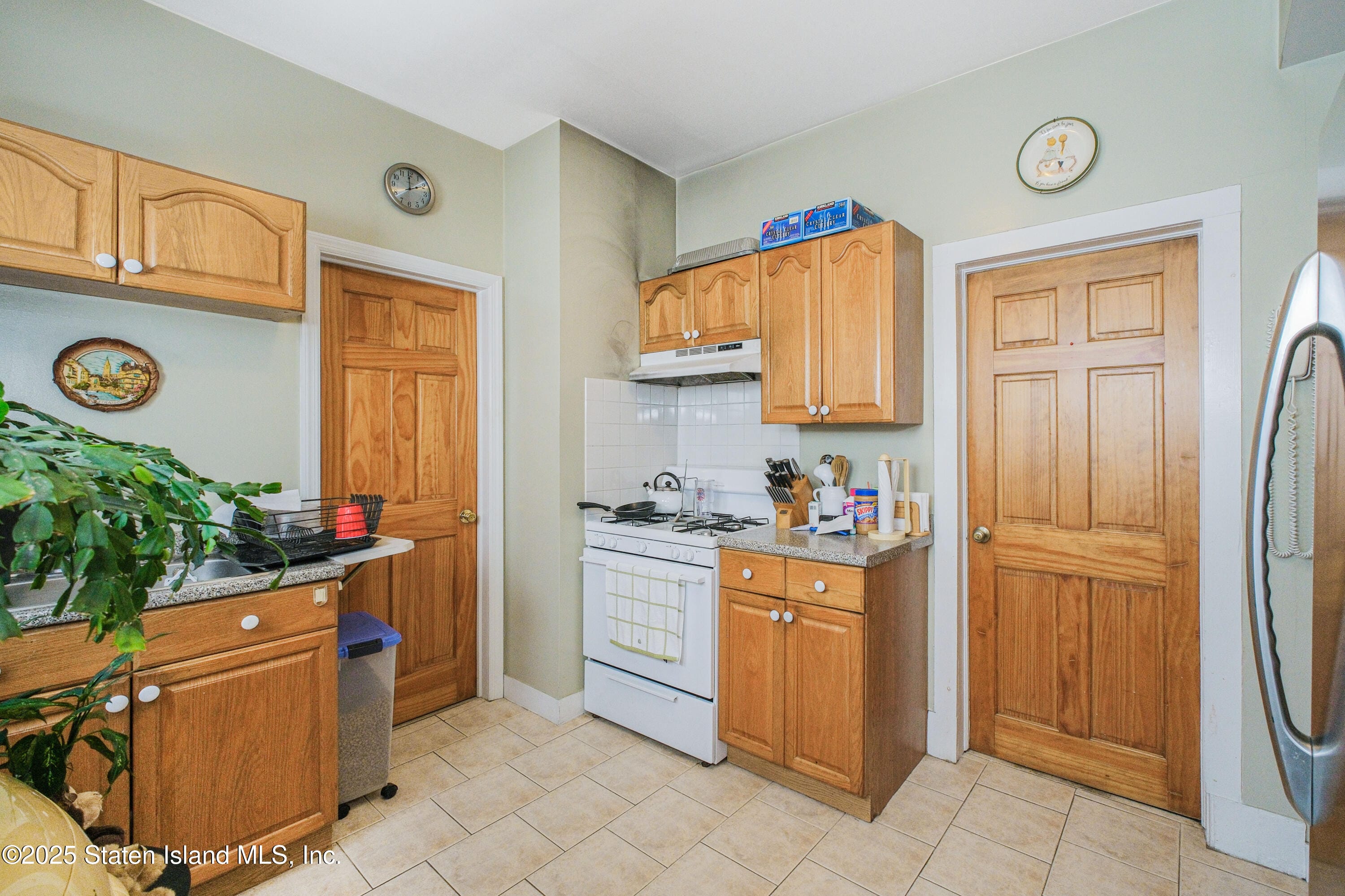 435 Castleton Avenue, Staten Island, NY, 10301 image 41