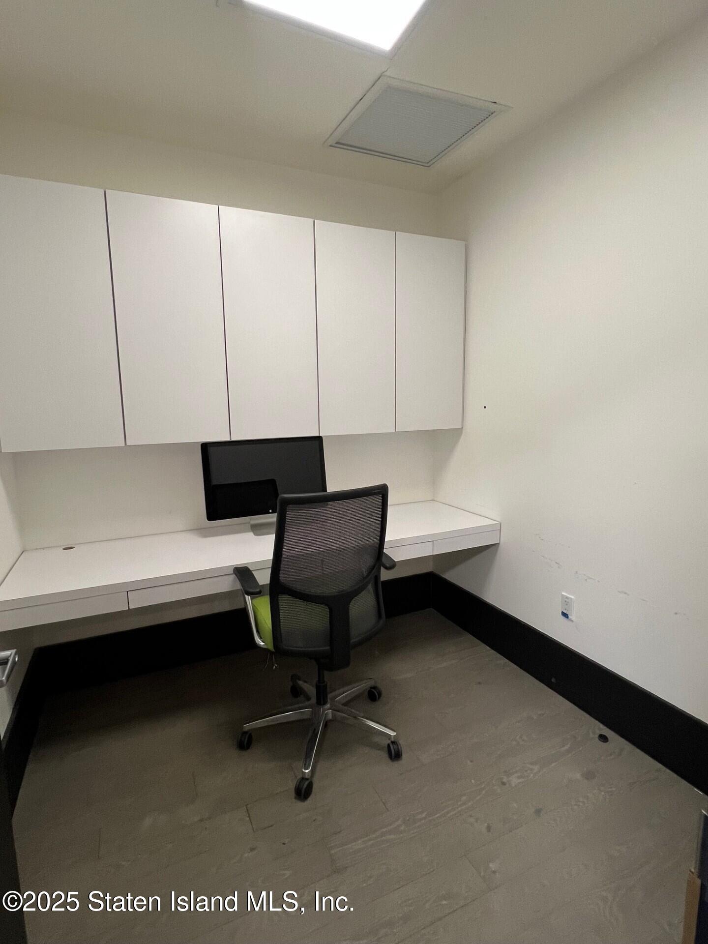 4 Minthorne Street #F Image 5