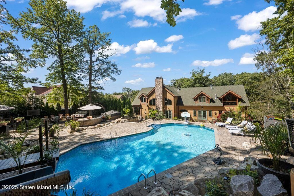 191 Nevada Avenue Image 5