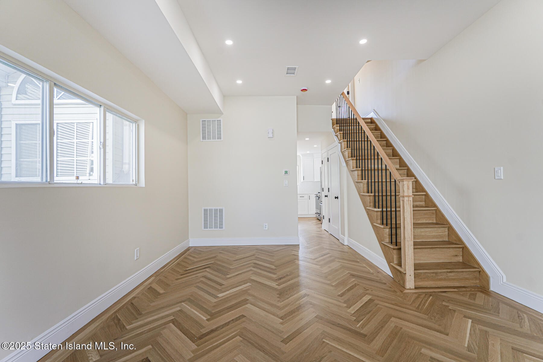 155 Woodcutters Lane, Staten Island, NY, 10306 image 9