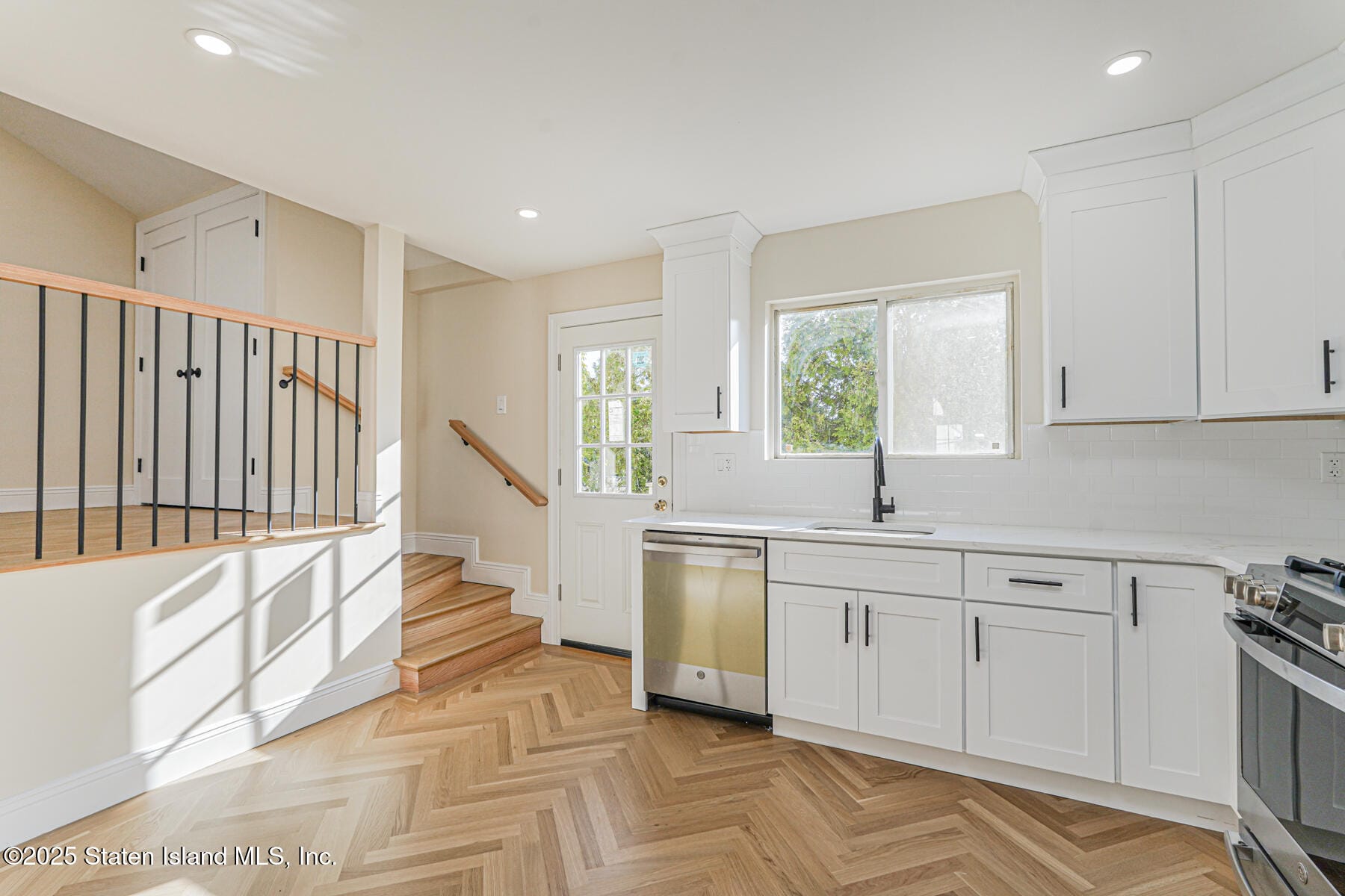 155 Woodcutters Lane, Staten Island, NY, 10306 image 12