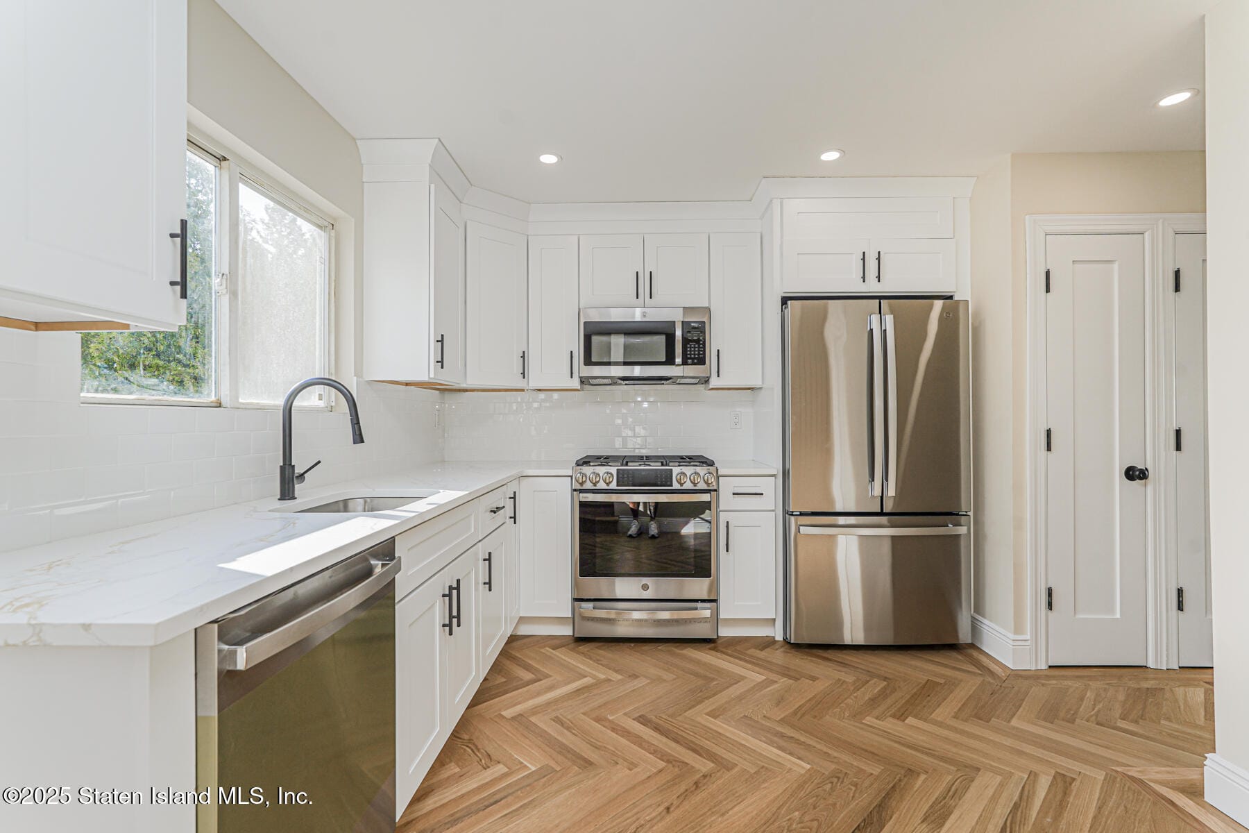 155 Woodcutters Lane, Staten Island, NY, 10306 image 14