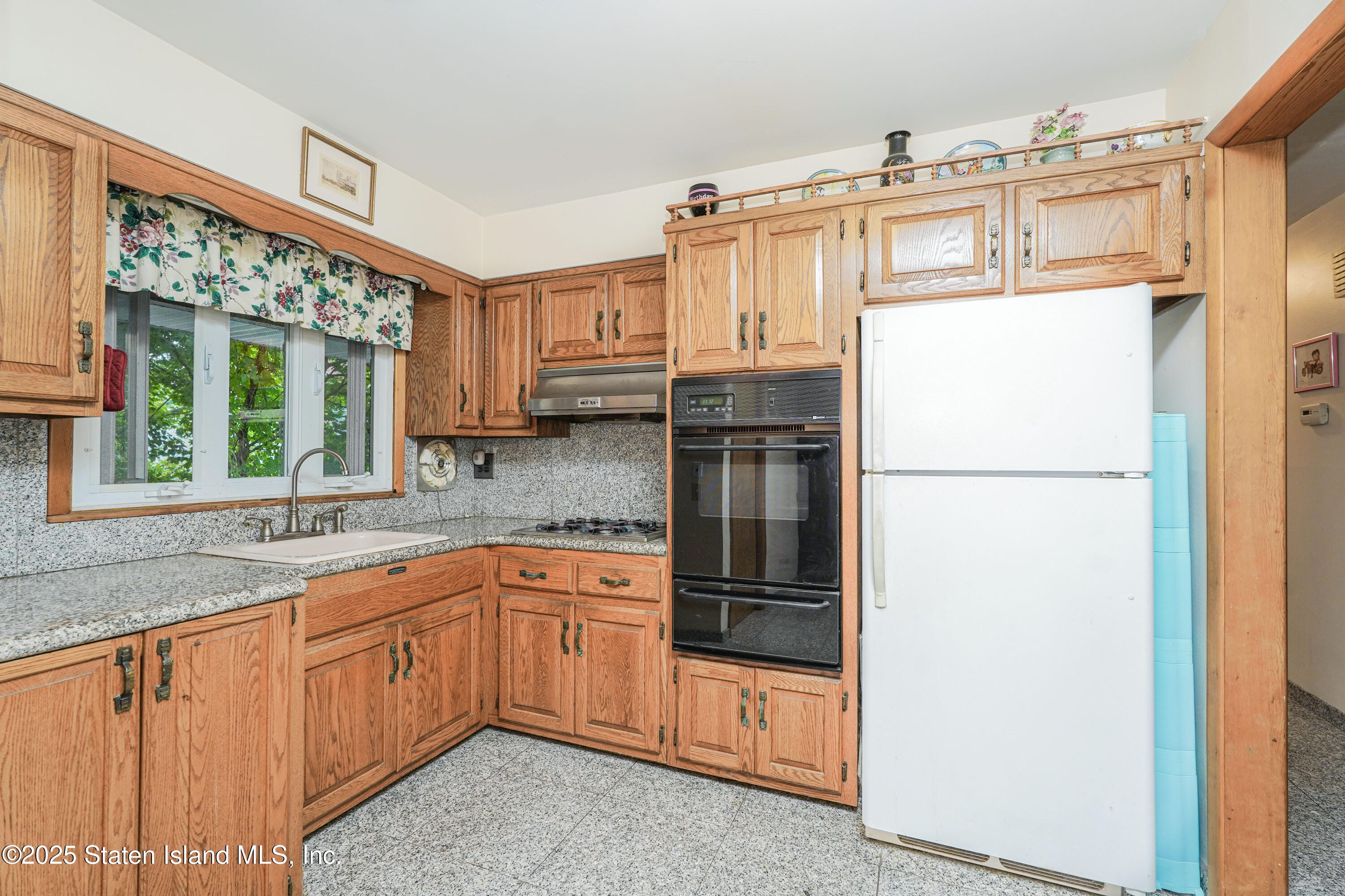 32 Hunton Street, Staten Island, NY, 10304 image 7