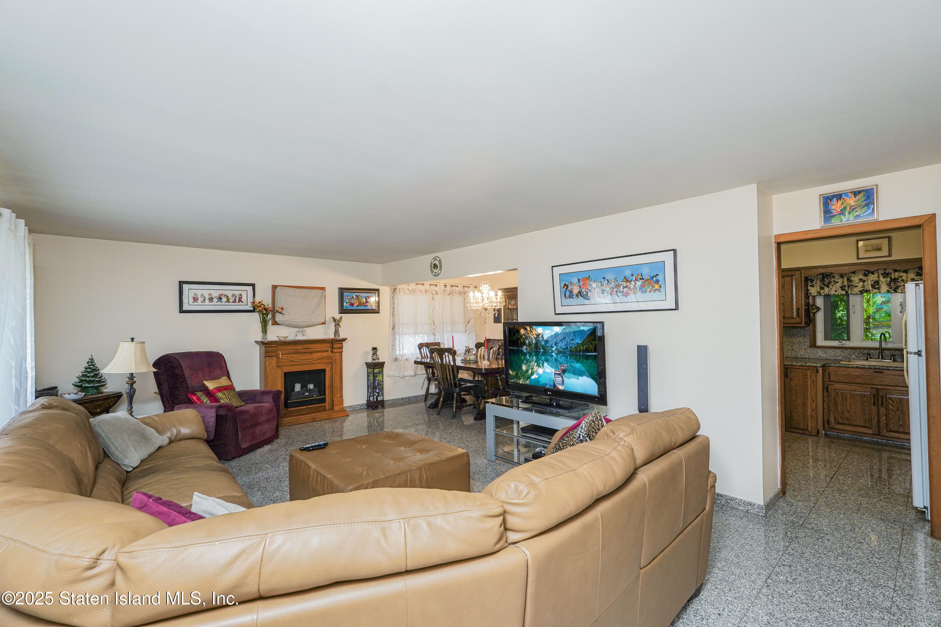 32 Hunton Street Image 4