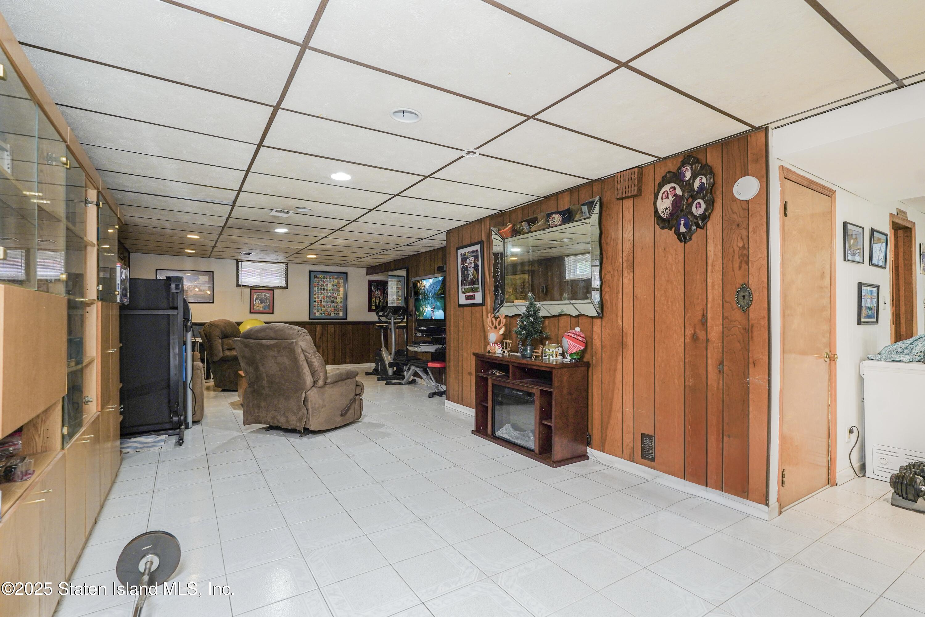 32 Hunton Street, Staten Island, NY, 10304 image 18