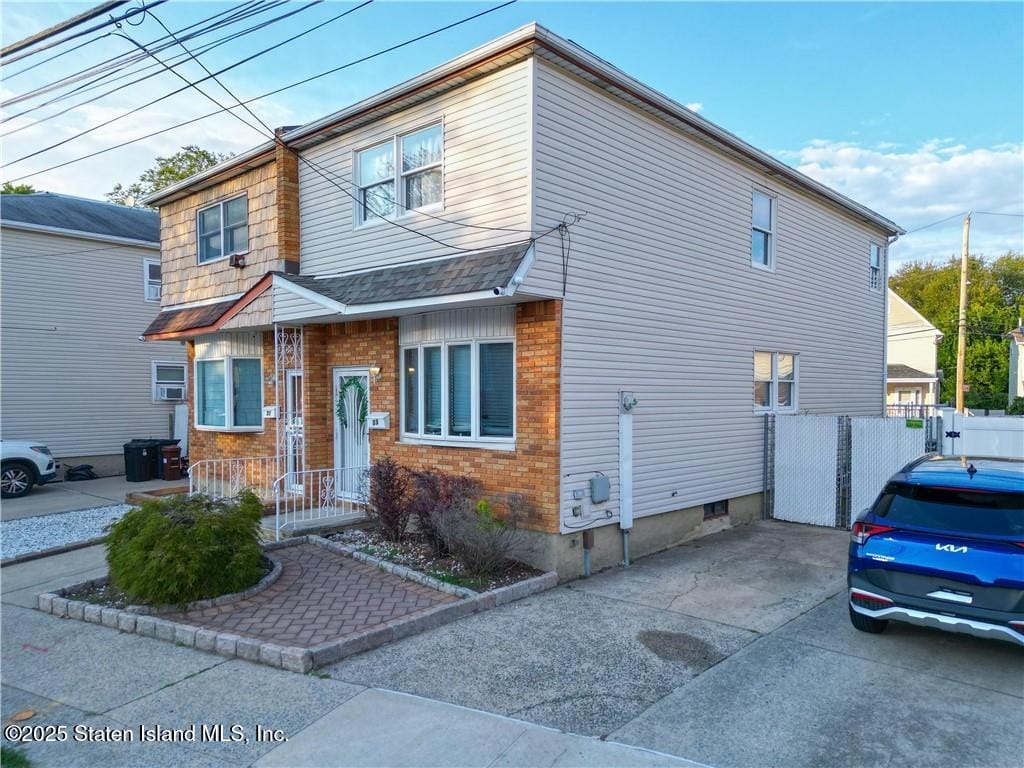 33 Church Avenue Image 1