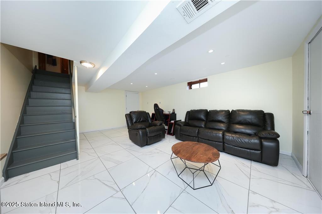 33 Church Avenue, Staten Island, NY, 10314 image 29