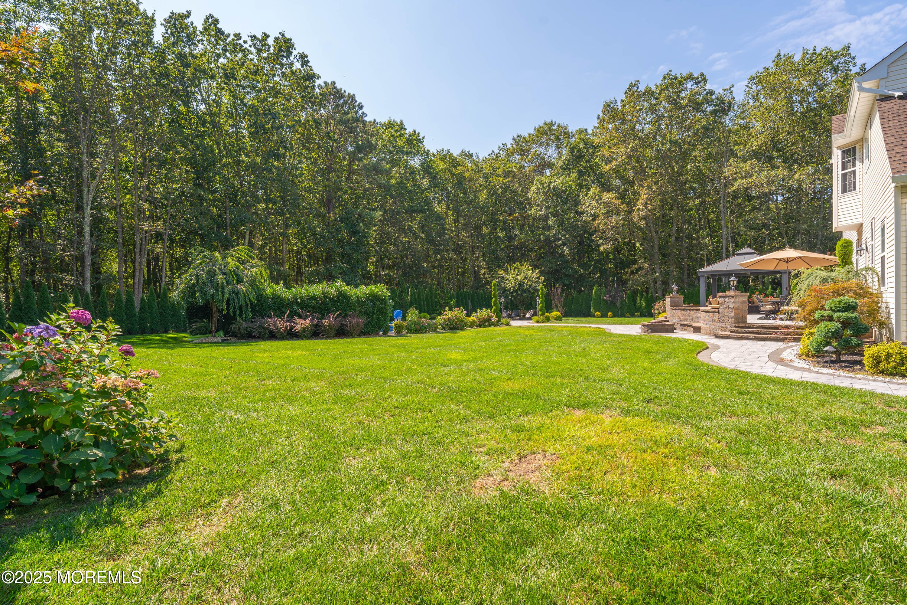 851 Woodbury Drive Image 5