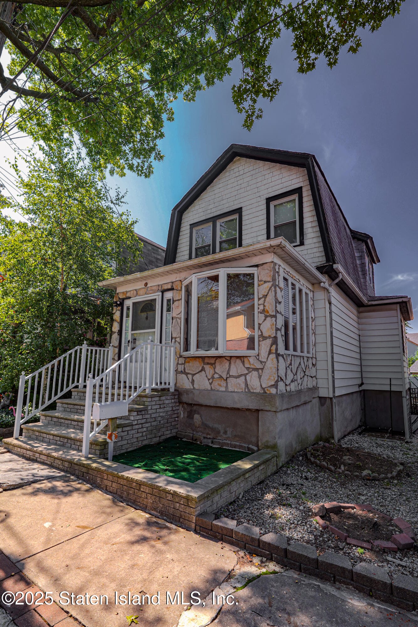 84 Sheridan Avenue Image 1