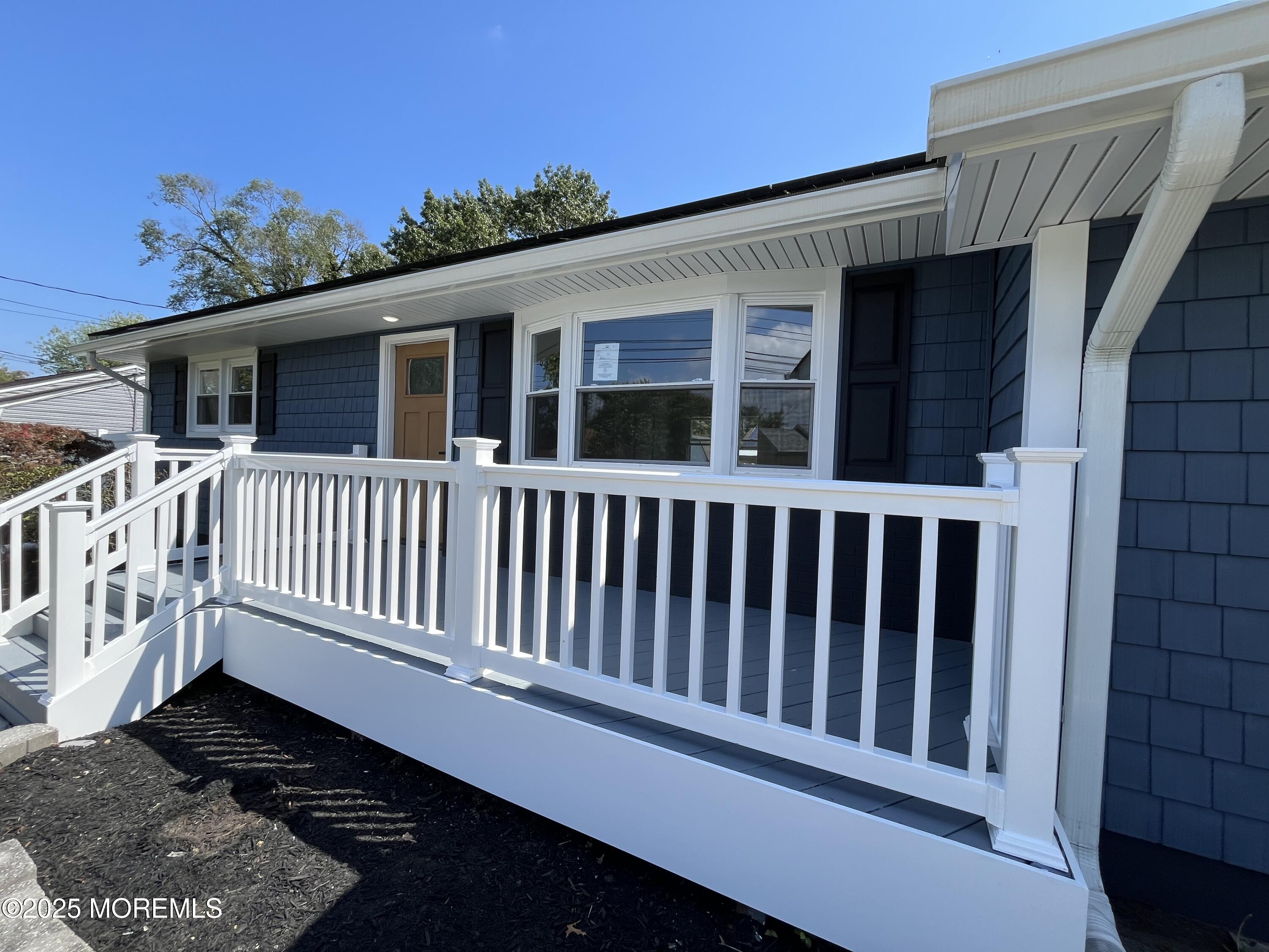539 Mizzen Avenue Image 2