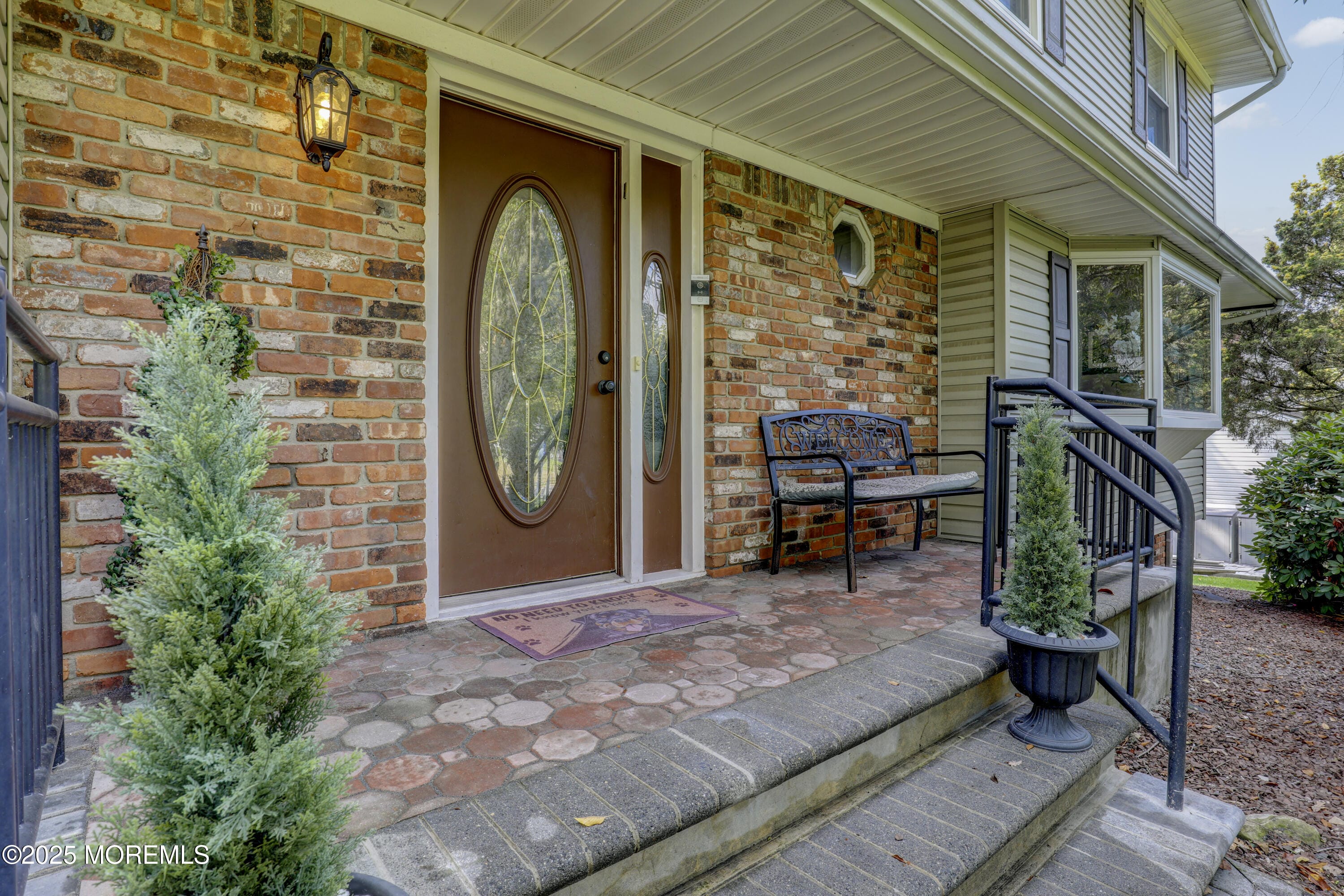 8 Kensington Drive Image 4