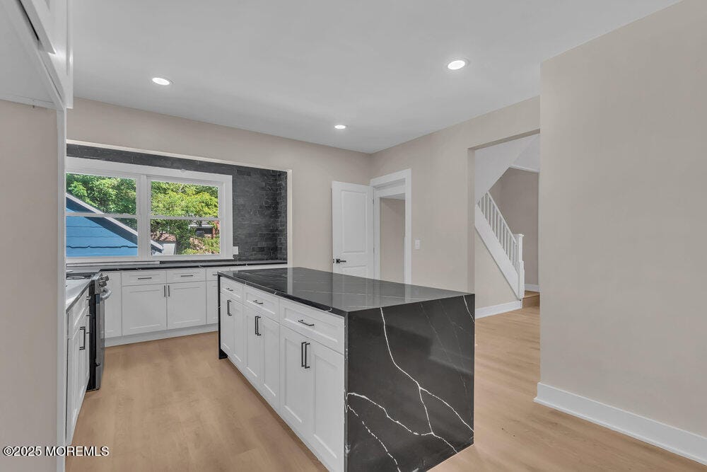 290 North Drive, North Plainfield, NJ, 07060 image 17
