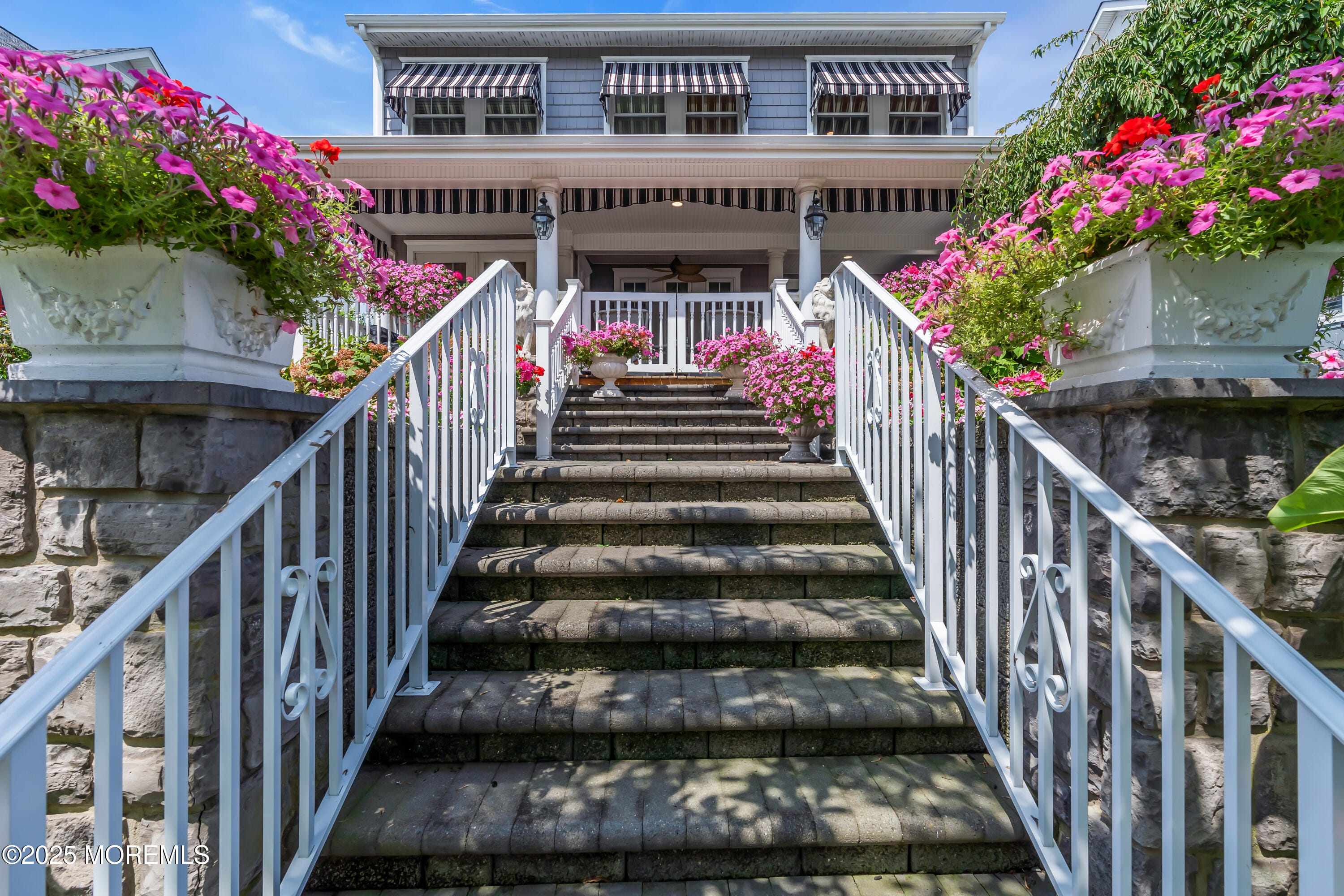 208 4th Avenue Image 3