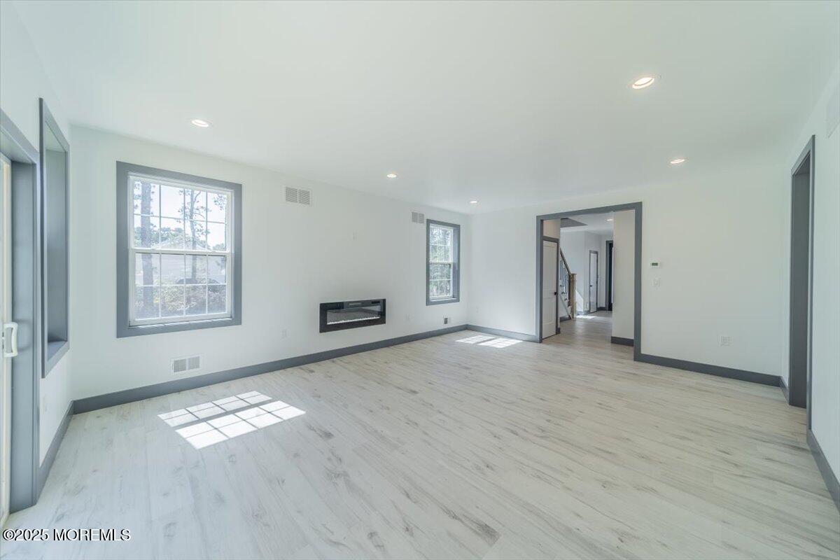 187 Grand Central Parkway, Bayville, NJ, 08721 image 9