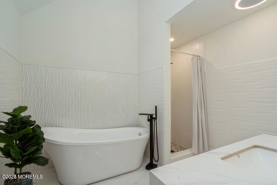 34 Oak Knoll Drive, Matawan, NJ, 07747 image 18