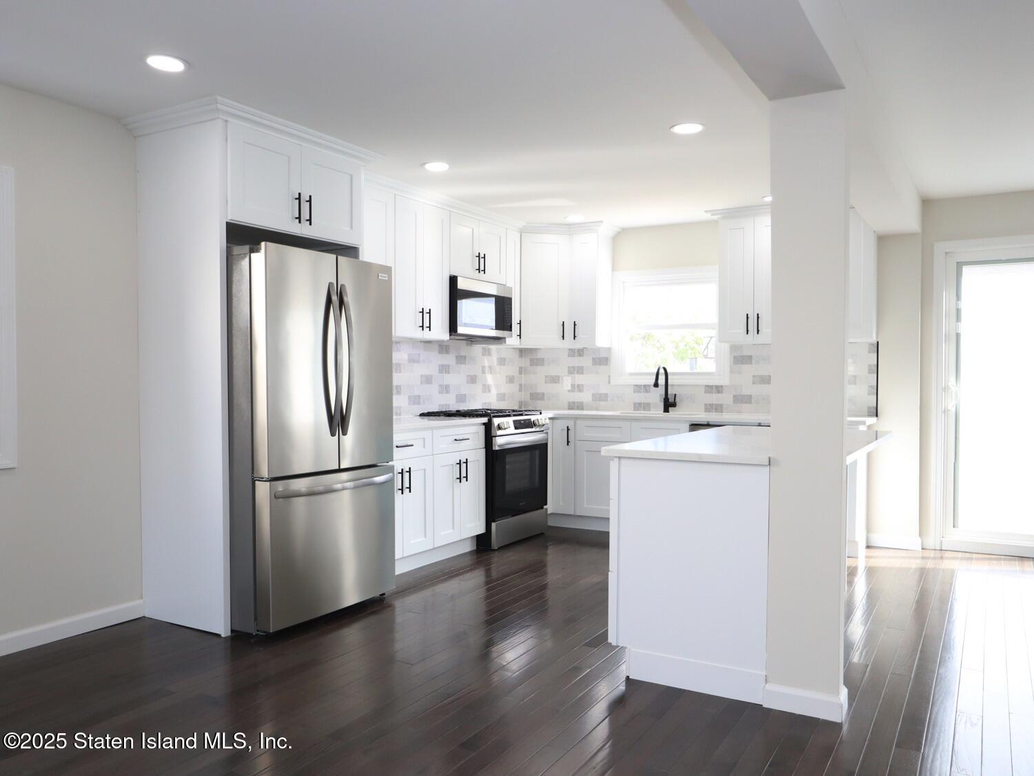 135 Mc Arthur Avenue, Staten Island, NY, 10312 image 9