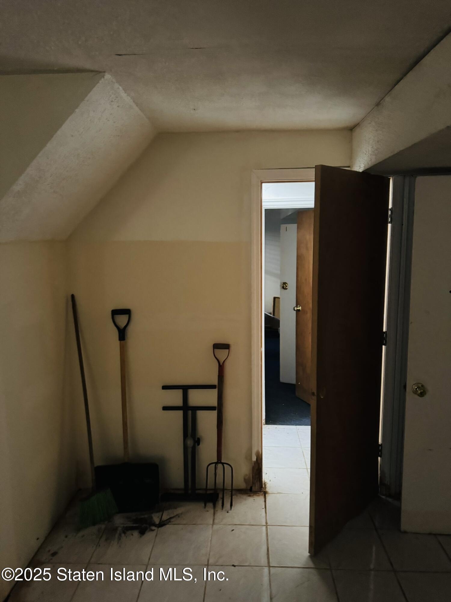 263 Lockman Avenue, Staten Island, NY, 10303 image 28