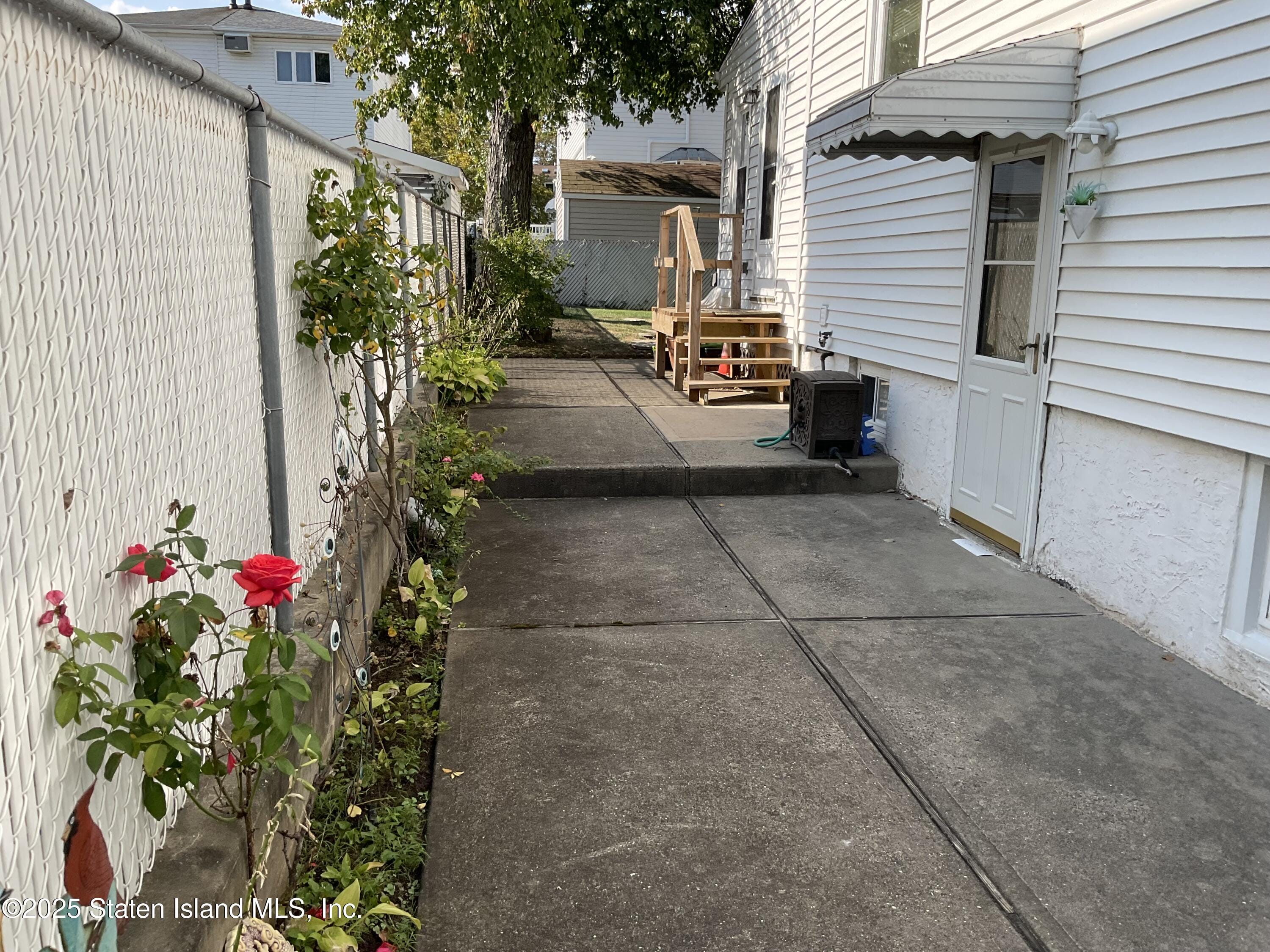 109 Greencroft Avenue, Staten Island, NY, 10308 image 6