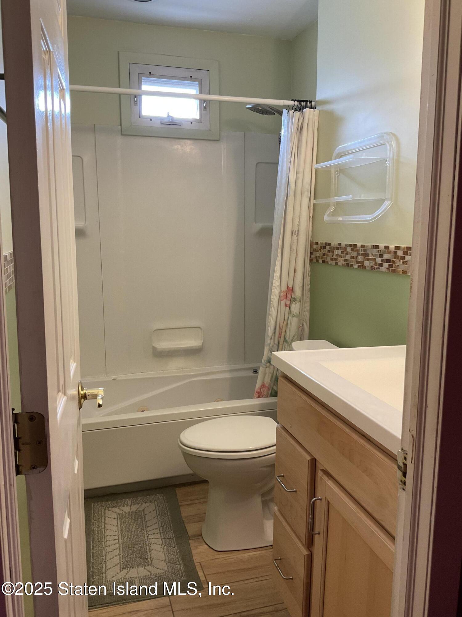 109 Greencroft Avenue, Staten Island, NY, 10308 image 36