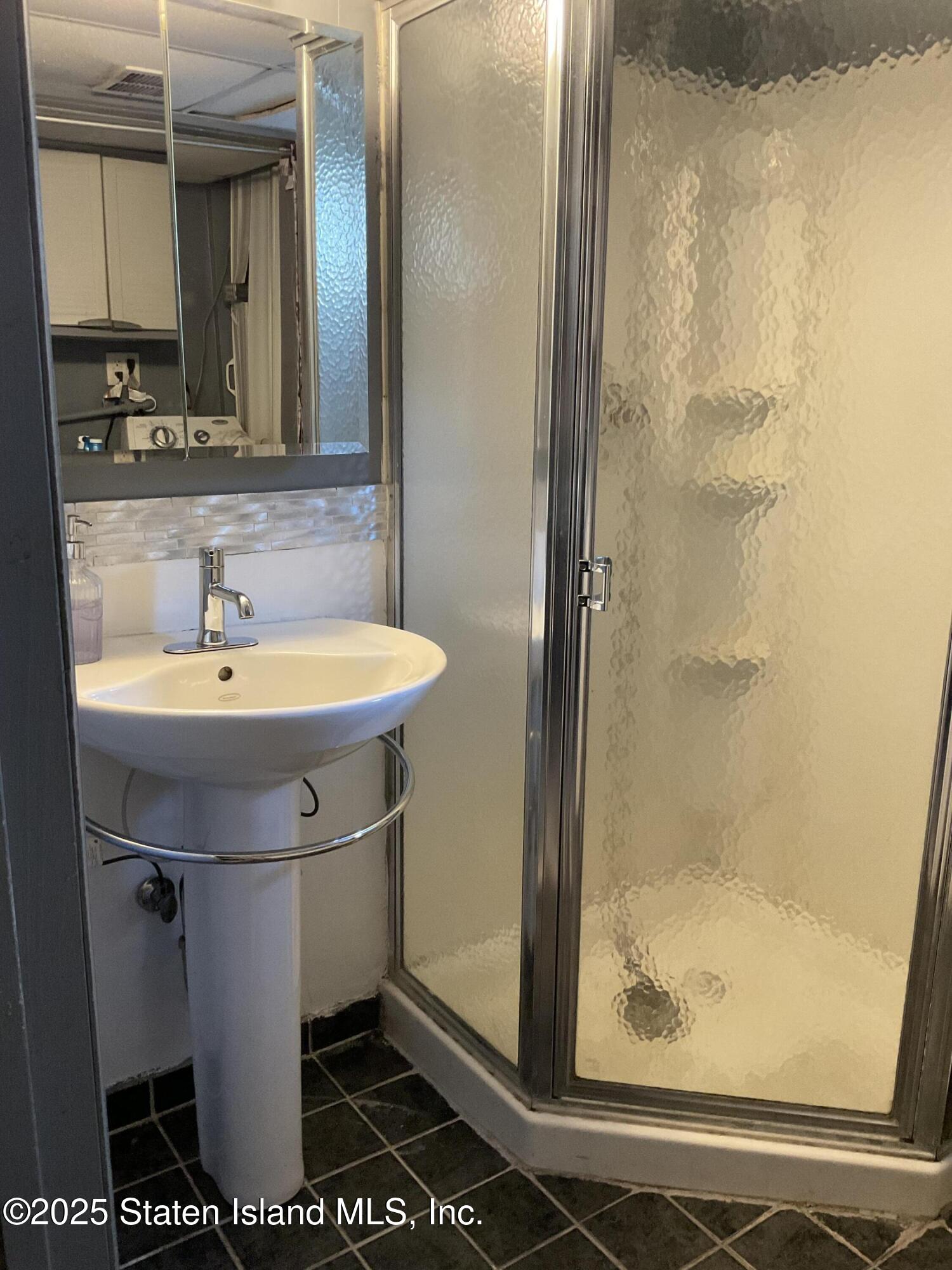 109 Greencroft Avenue, Staten Island, NY, 10308 image 54