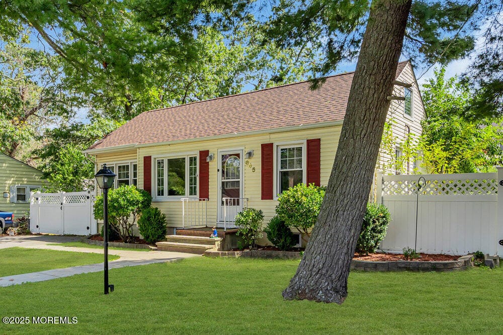 645 Beachwood Boulevard, Beachwood, NJ, 08722