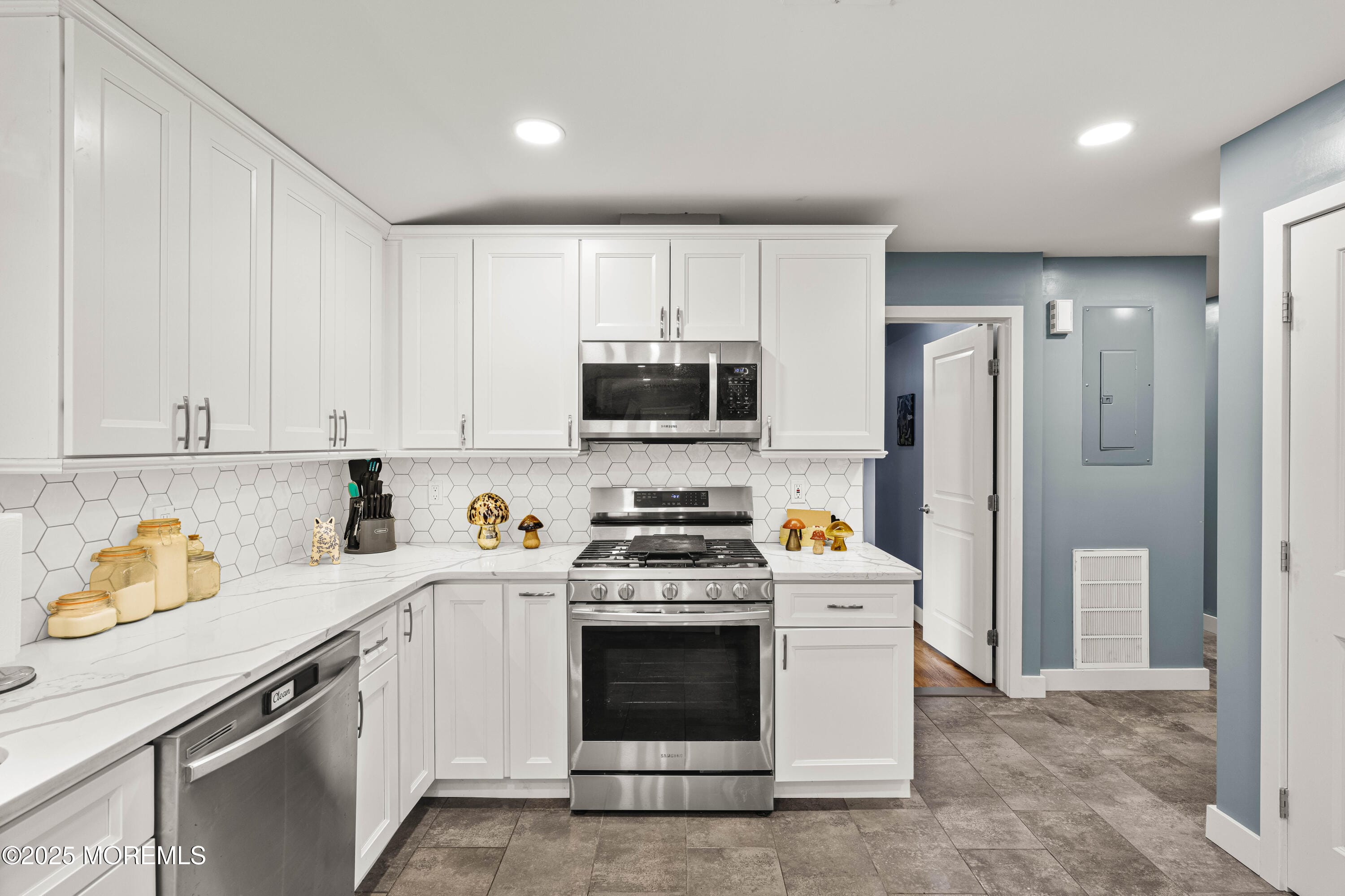 7 Fallow Drive, Manalapan, NJ, 07726 image 21