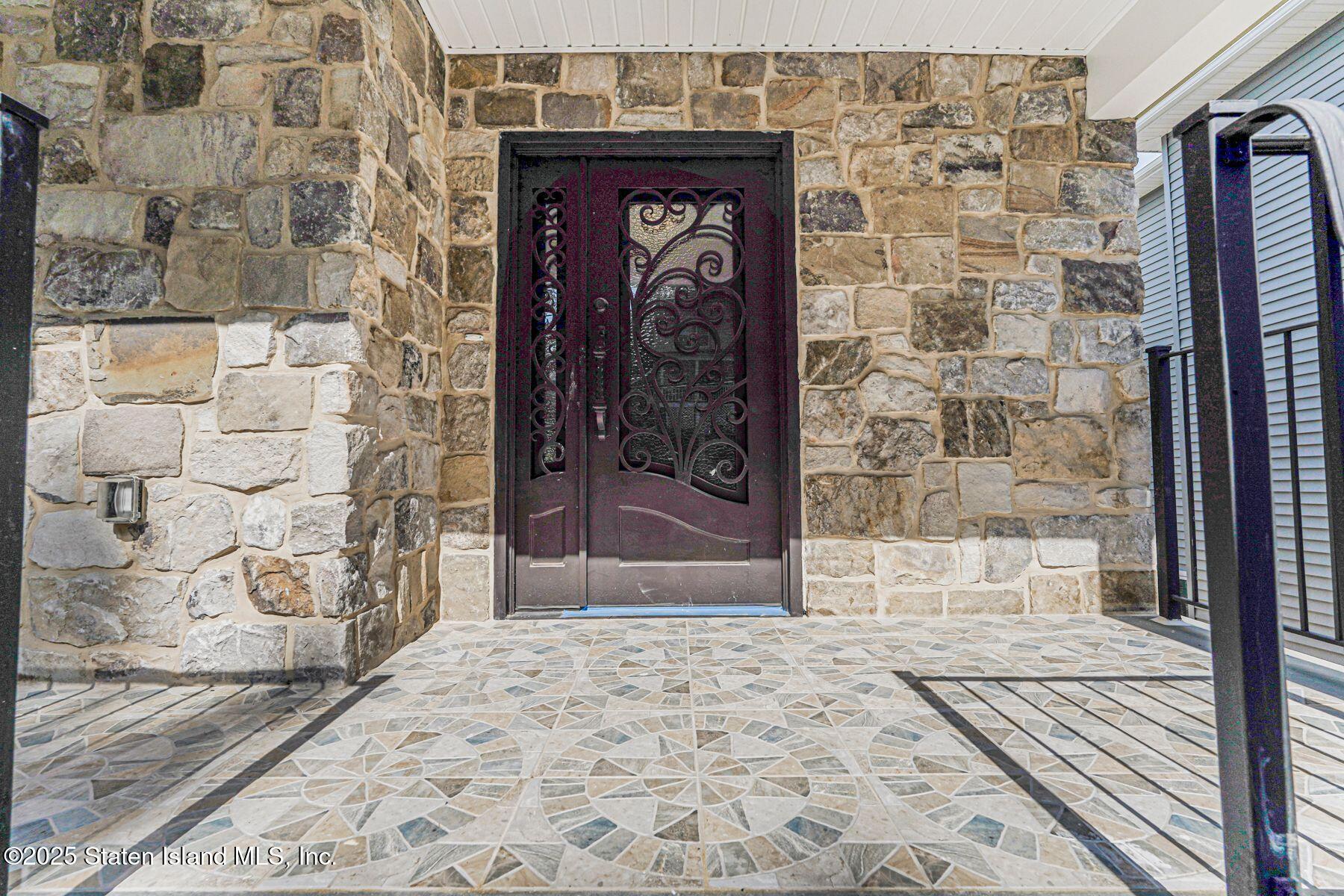 15 Glenwood Avenue Image 3
